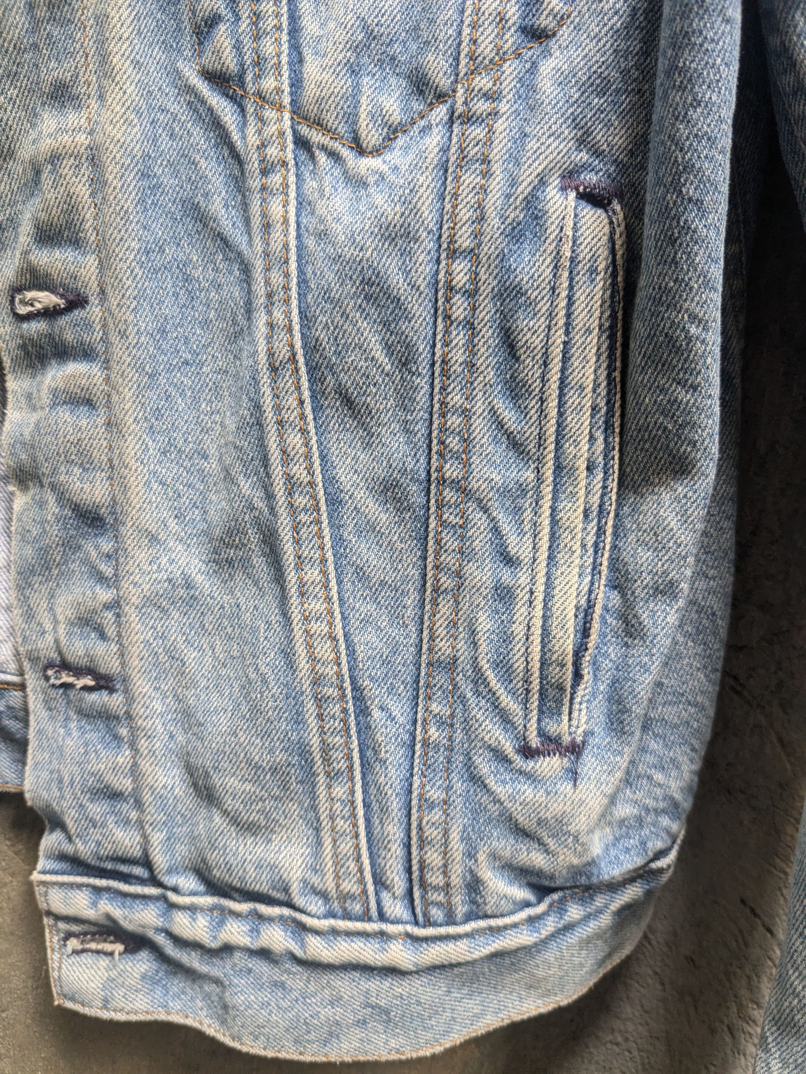 Levi's Vintage Clothing vintage Levis denim jacket made in USA late 80-early 90s Size US M / EU 48-50 / 2 - 11 Thumbnail