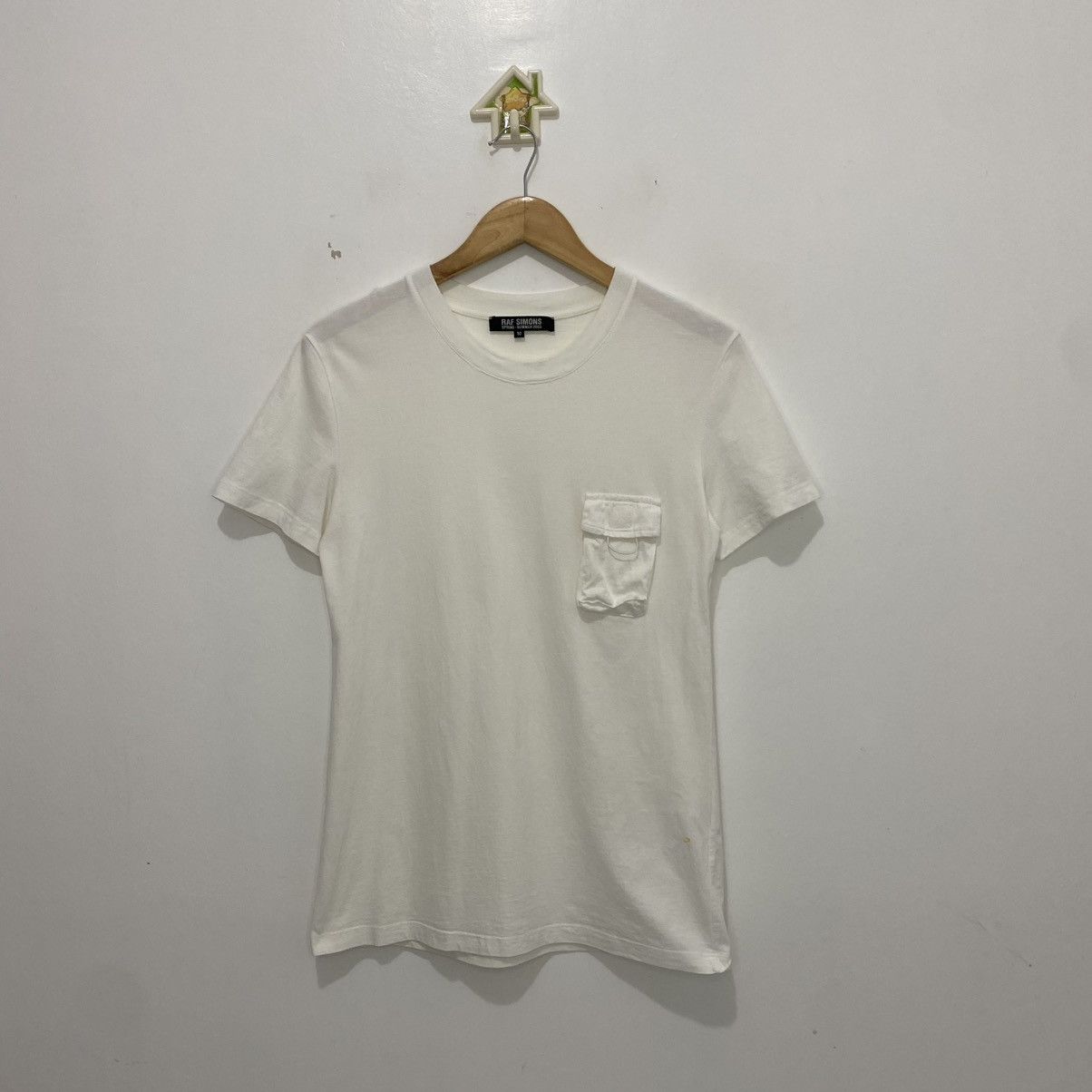 Raf Simons Raf Simons SS2005 Pocket Tee Size US S / EU 44-46 / 1 - 1 Thumbnail