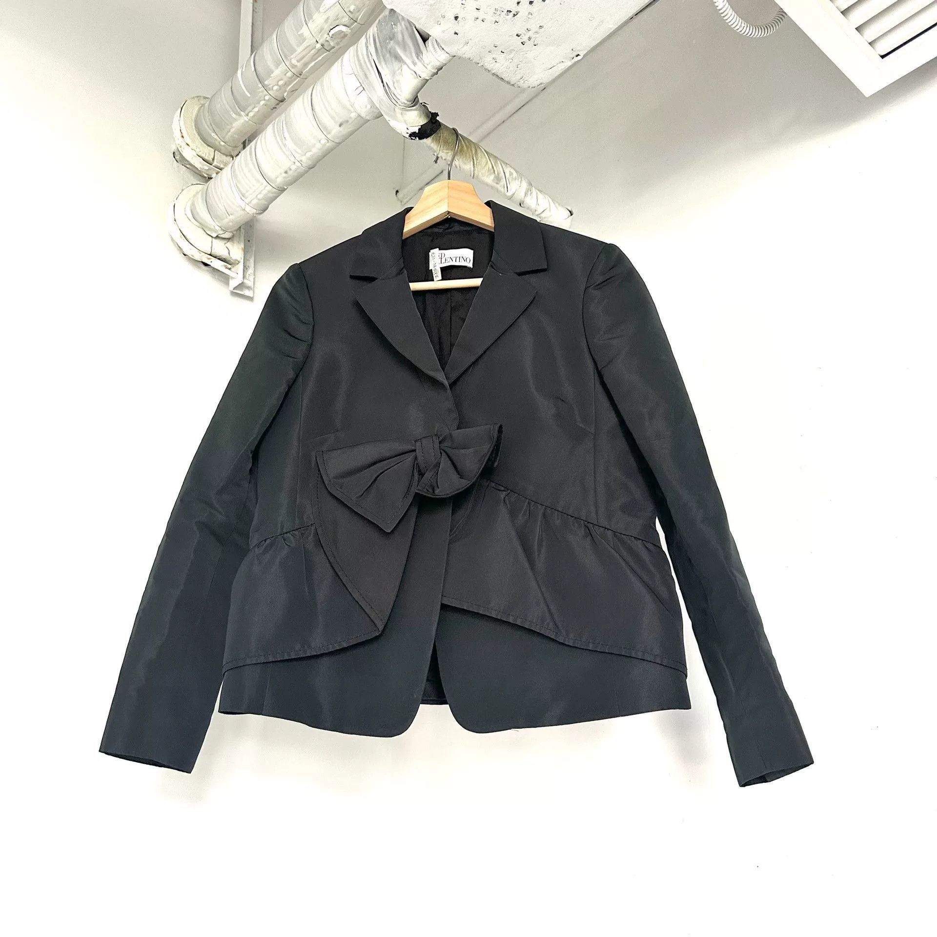 RED Valentino Red Valentino Bow Decor Blazer Size M / US 6-8 / IT 42-44 - 1 Thumbnail