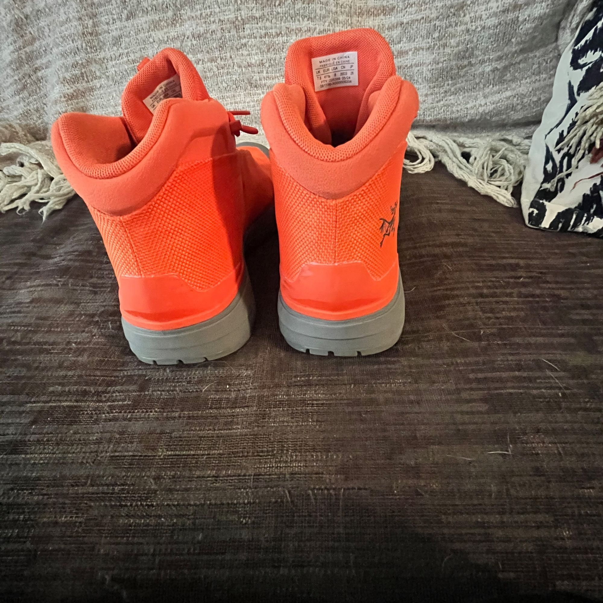 Arc'teryx ARC'TERYX Men's Kopec Mid GTX Boot in Orange Size 8 Size US 8 / EU 41 - 5 Thumbnail
