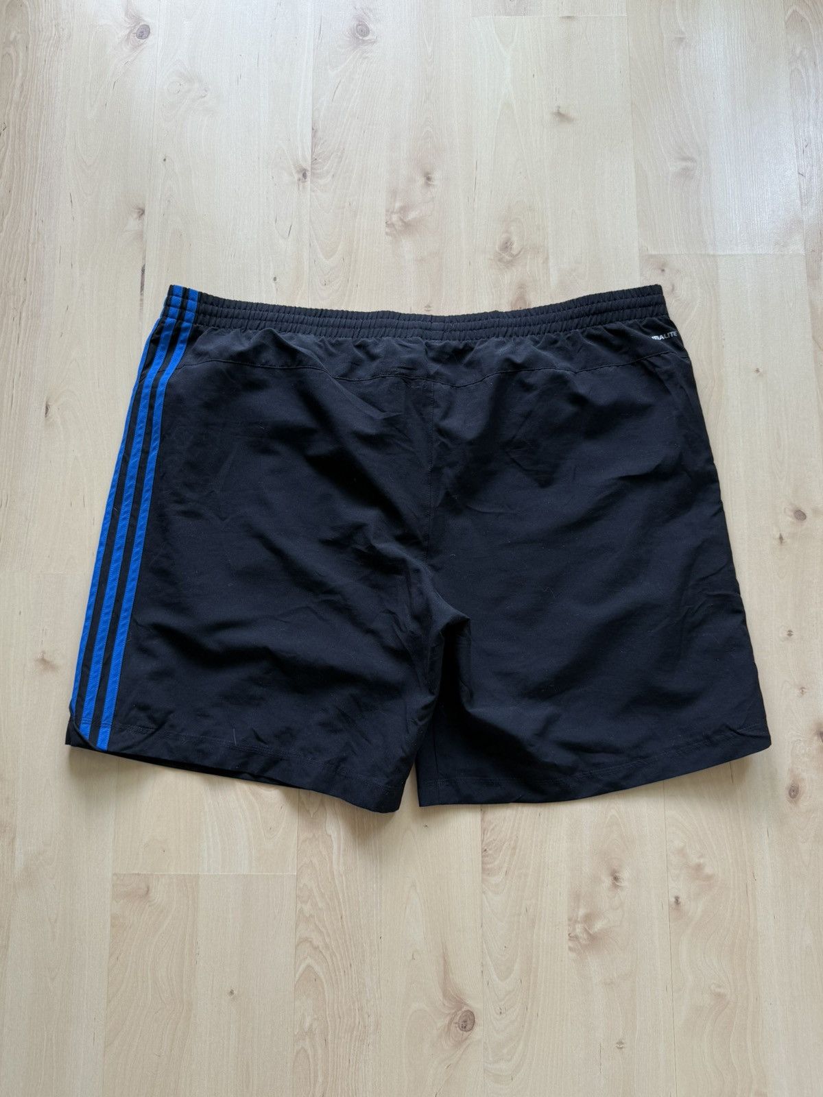 Adidas 2013 Adidas climacool vintage shorts Size US 42 / EU 58 - 3 Thumbnail
