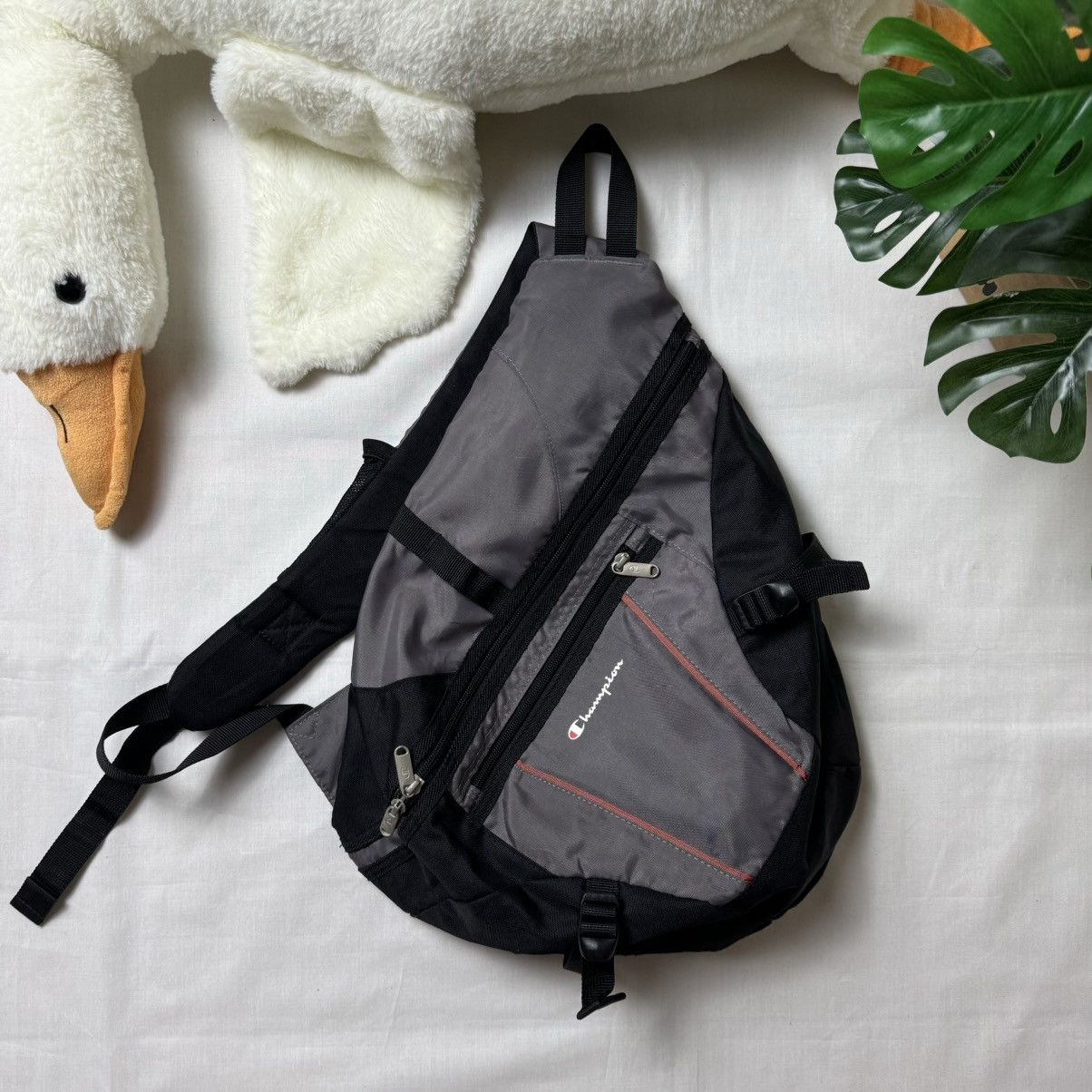 Champion × Vintage Champion Vintage Crossbody Bag Size 38 - 1 Thumbnail