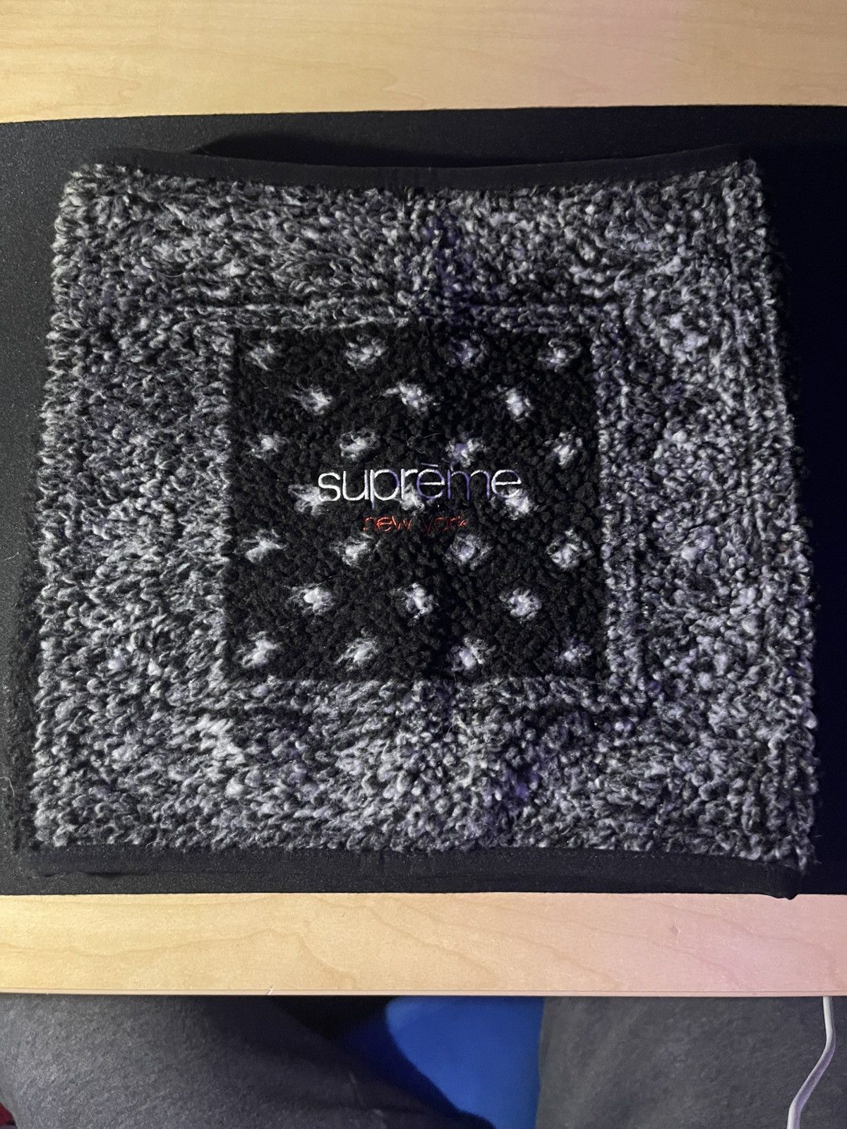 Supreme Neck Gaiter | Grailed