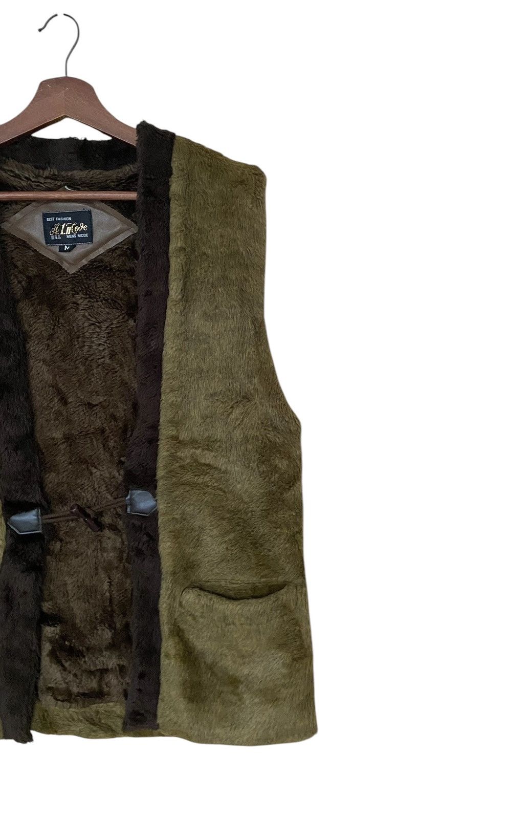 Japanese Brand × Vintage Vintage Japaanese Brand Fur Vest 1990s Size US M / EU 48-50 / 2 - 6 Thumbnail