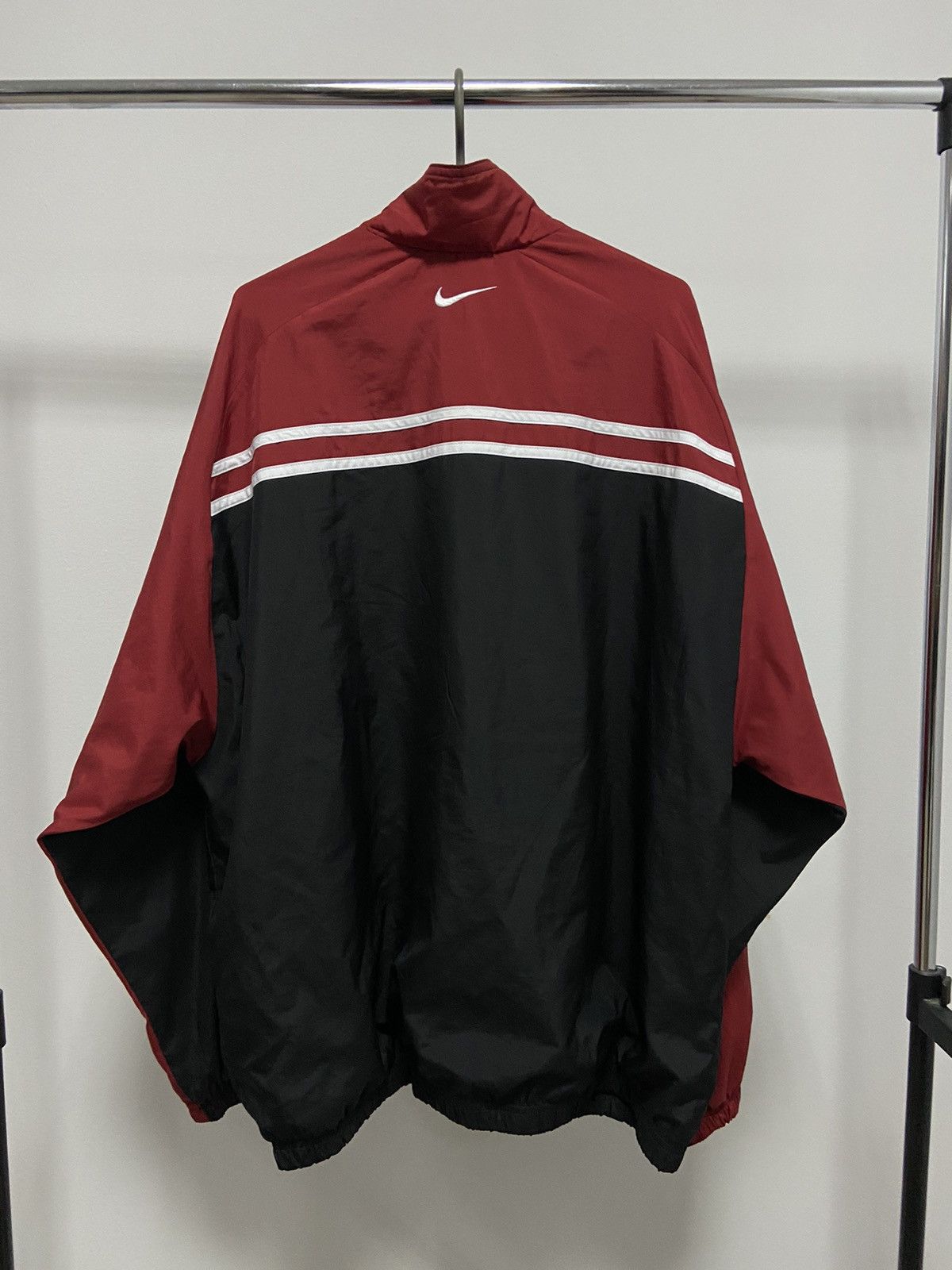Nike × Vintage Nike Vintage Jacket Windbreaker Small Logo Y2K Nylon Size US XL / EU 56 / 4 - 2 Thumbnail