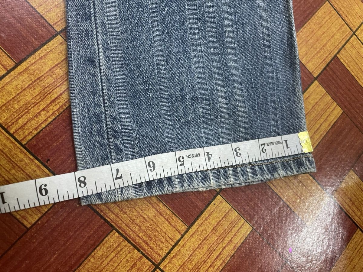Burberry Burberry Distressed Jeans Size US 31 - 16 Thumbnail
