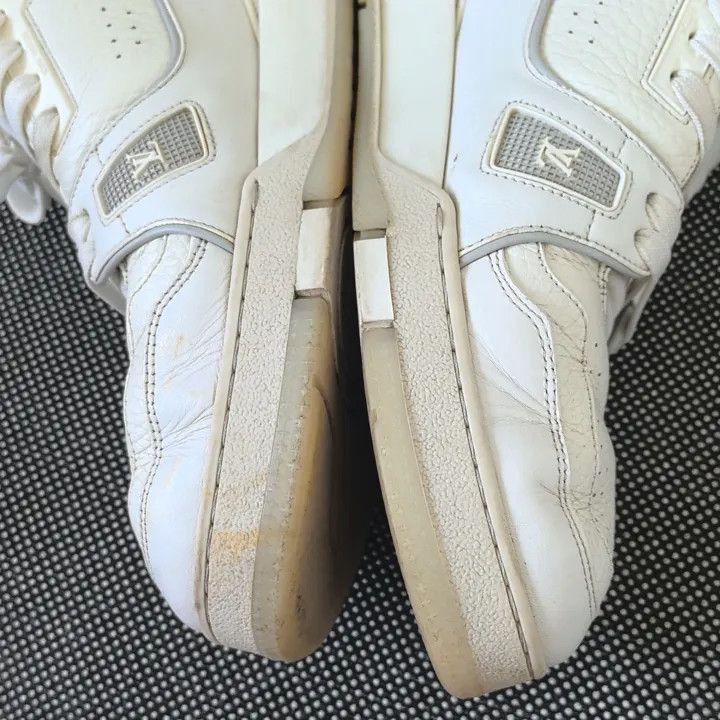 Louis Vuitton Louis Vuitton Trainer Leather Low-top Fashion Sneakers -250 Size US 9.5 / EU 42-43 - 8 Thumbnail