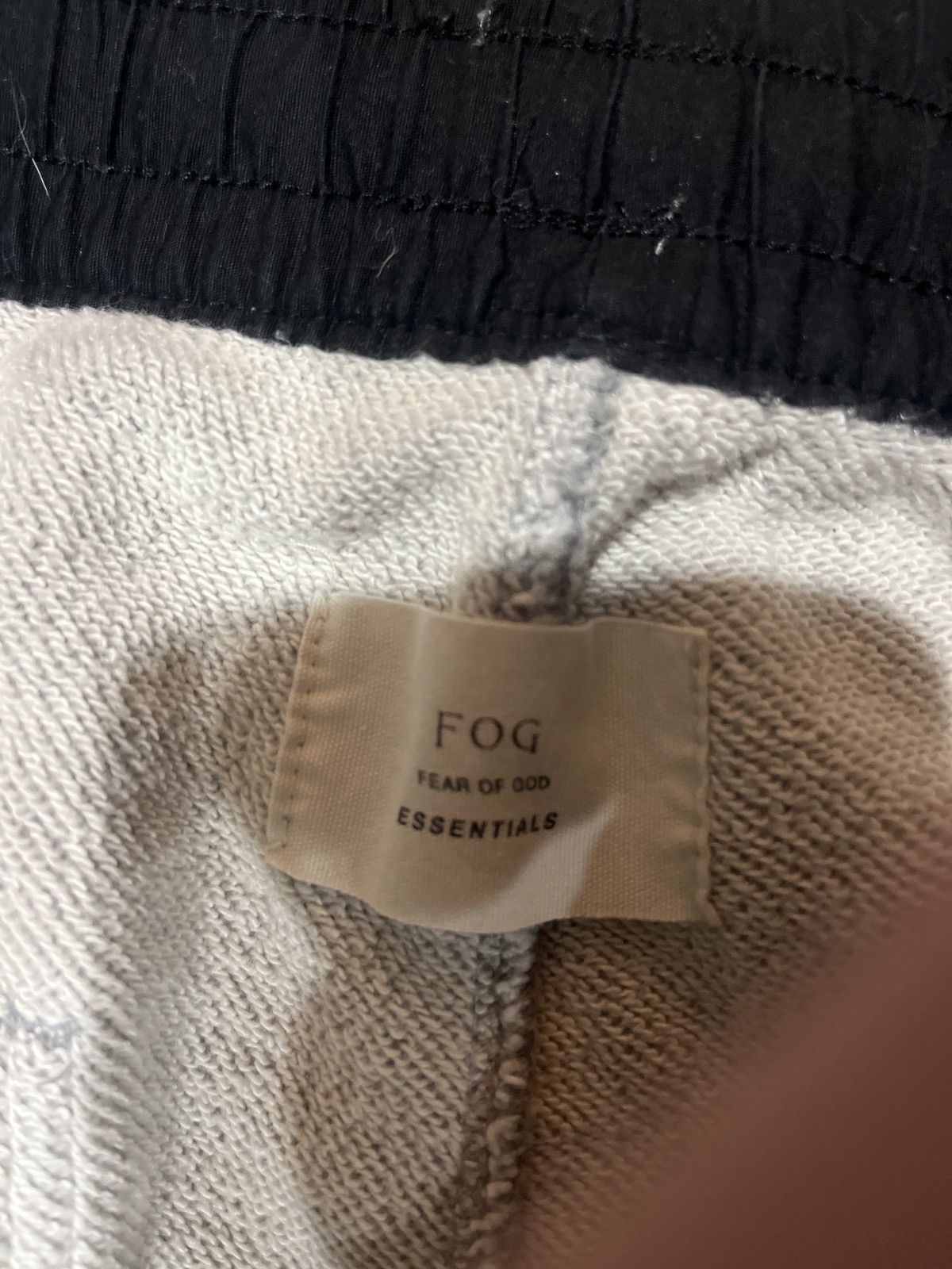 FOG × Fear of God Grey FOG ESSENTIALS Drawstring Sweatpants US L Size US 34 / EU 50 - 3 Thumbnail