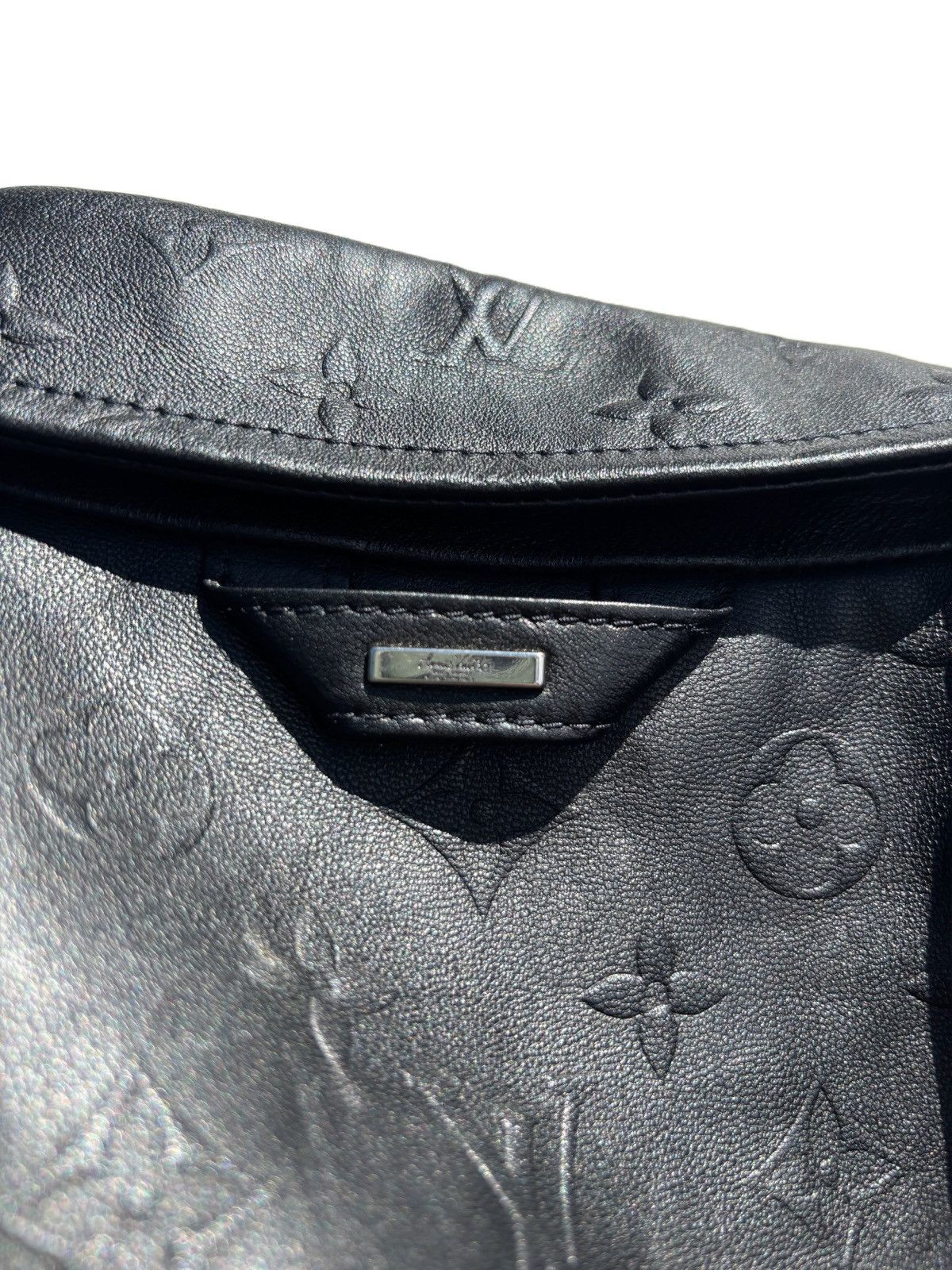 Louis Vuitton Louis Vuitton Embossed Leather Jacket Size US L / EU 52-54 / 3 - 3 Thumbnail