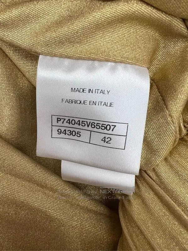 Chanel Chanel Black and Gold Cropped Jacket . Size S / US 4 / IT 40 - 5 Thumbnail