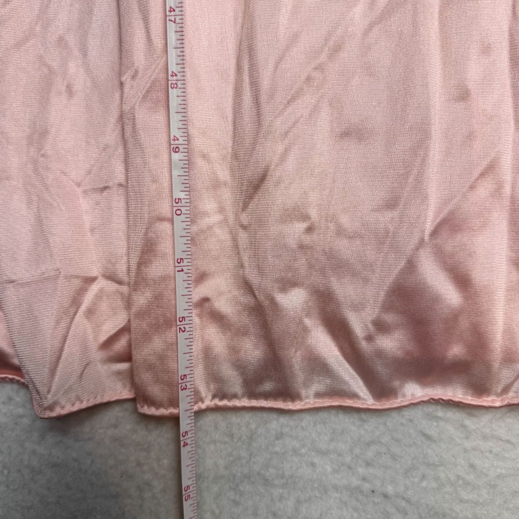 Vintage VINTAGE Vanity Fair Pink Satin Night Gown Dress Satin Nightgown Eveningwear 1970s USA Womens S Size S / US 4 / IT 40 - 6 Thumbnail