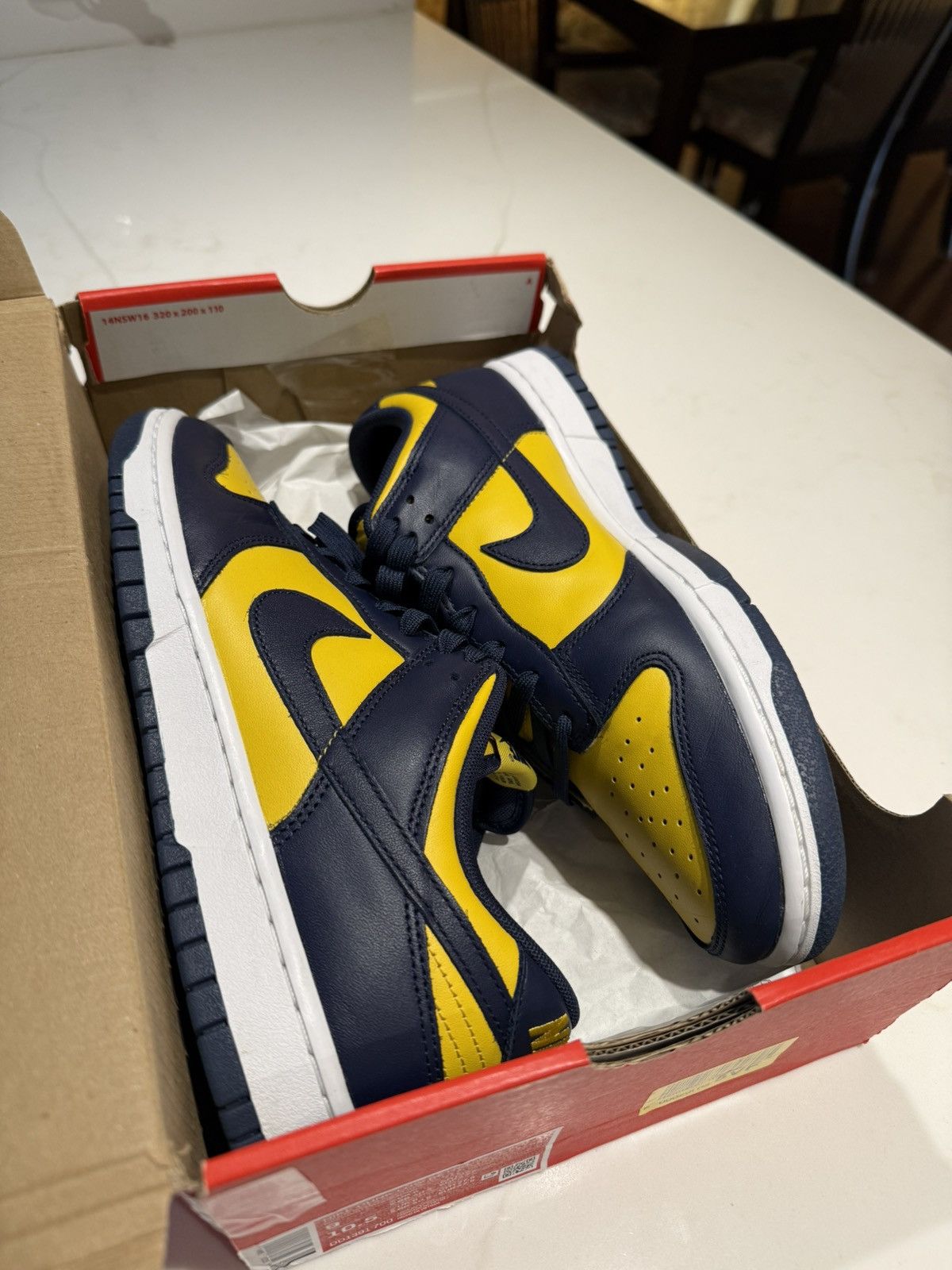 Nike Dunk Low Michigan Size US 9 / EU 42 - 8 Thumbnail