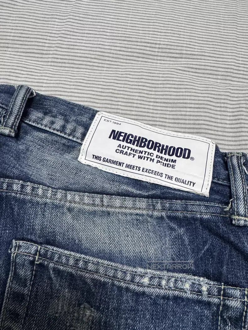 Neighborhood Neighborhood size M jeans Size US 27 - 5 Thumbnail