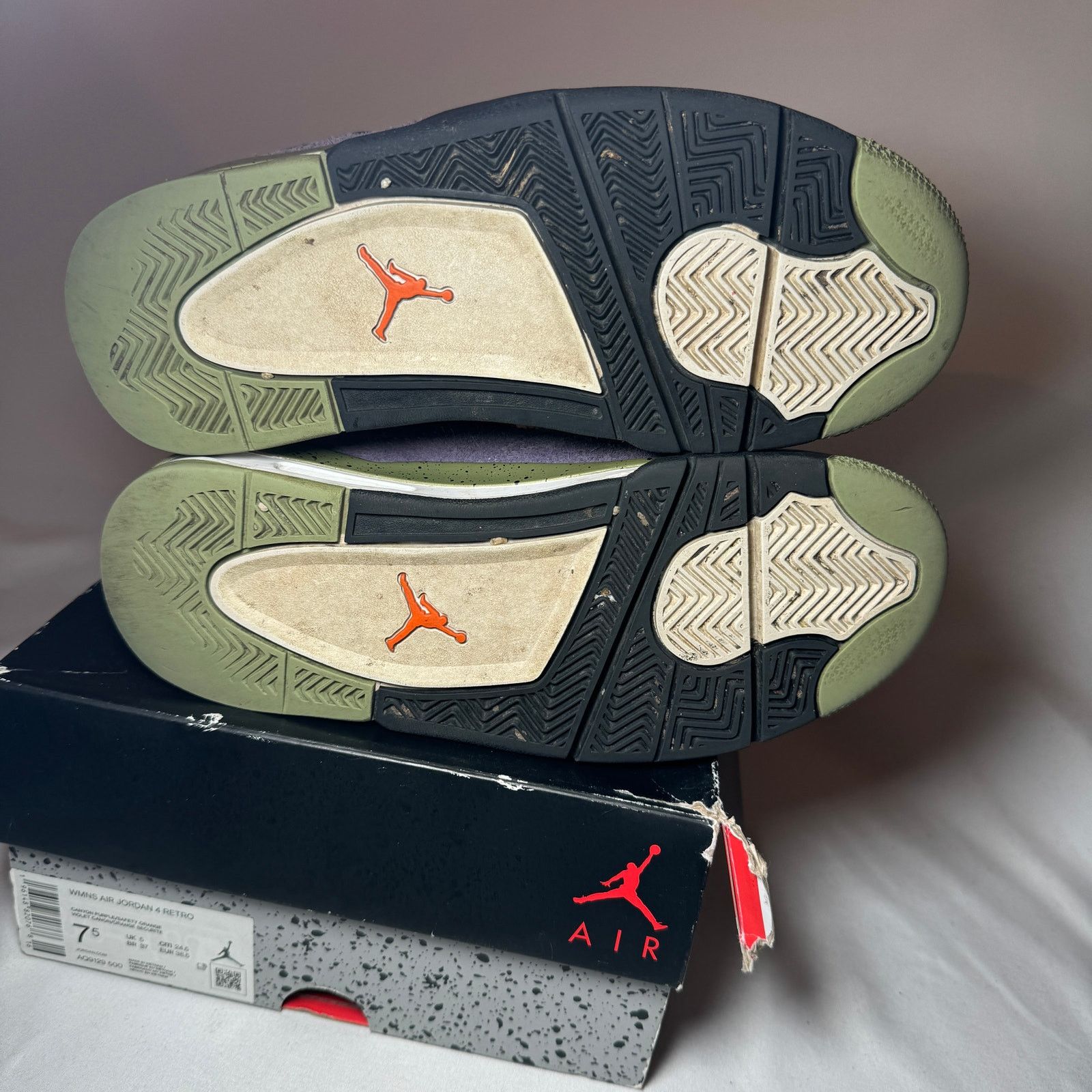 Jordan Brand × Nike Size 7.5 Nike Air Jordan 4 Retro Canyon Purple Women's Shoes Size US 7.5 / IT 37.5 - 6 Thumbnail