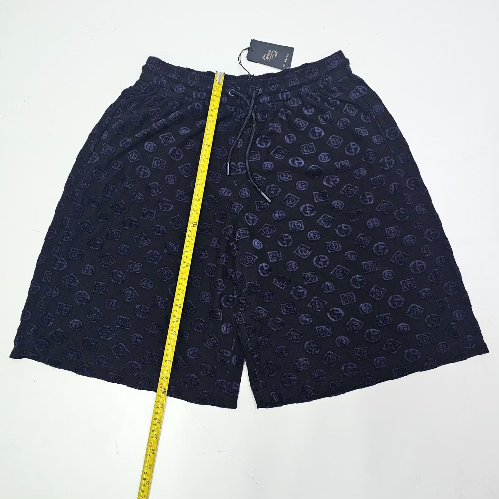 Giorgio Armani Giorgio Armani Cotton Bermuda Logo Shorts Black 54 BNWT Men Bermuda Logo Shorts 54 Black Giorgio Armani Size US 38 / EU 54 - 6 Thumbnail