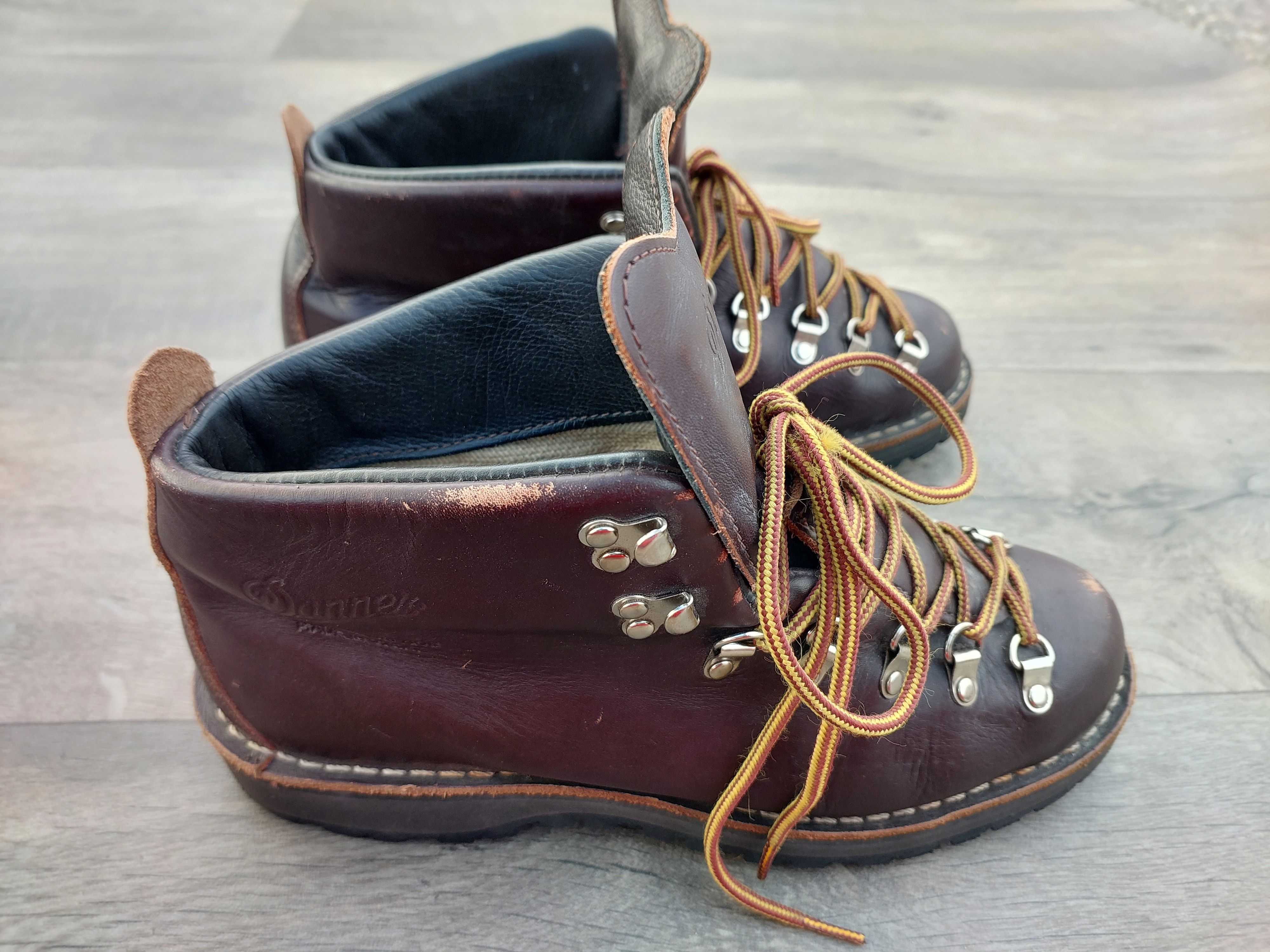 Danner Danner Mountain Light Boots Shoes Size US 10 / EU 43 - 2 Thumbnail