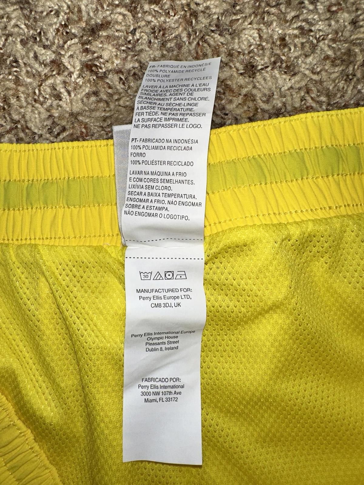 Nike Nike Men's Electric Swoosh Icon 7 Volley Shorts Size US 36 / EU 52 - 9 Thumbnail