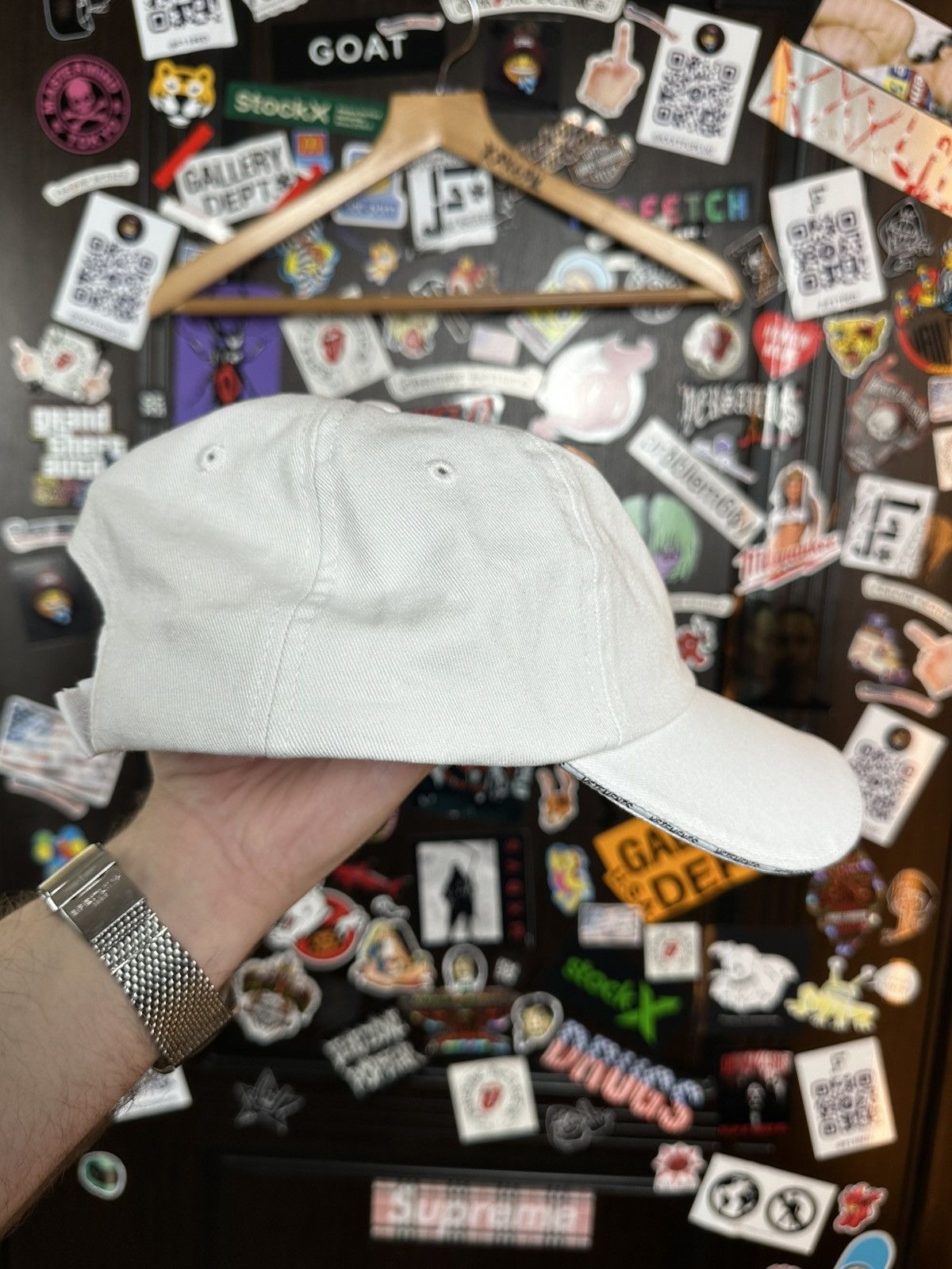 Vetements Vetements Genetically Modified White Cap Size ONE SIZE - 7 Thumbnail