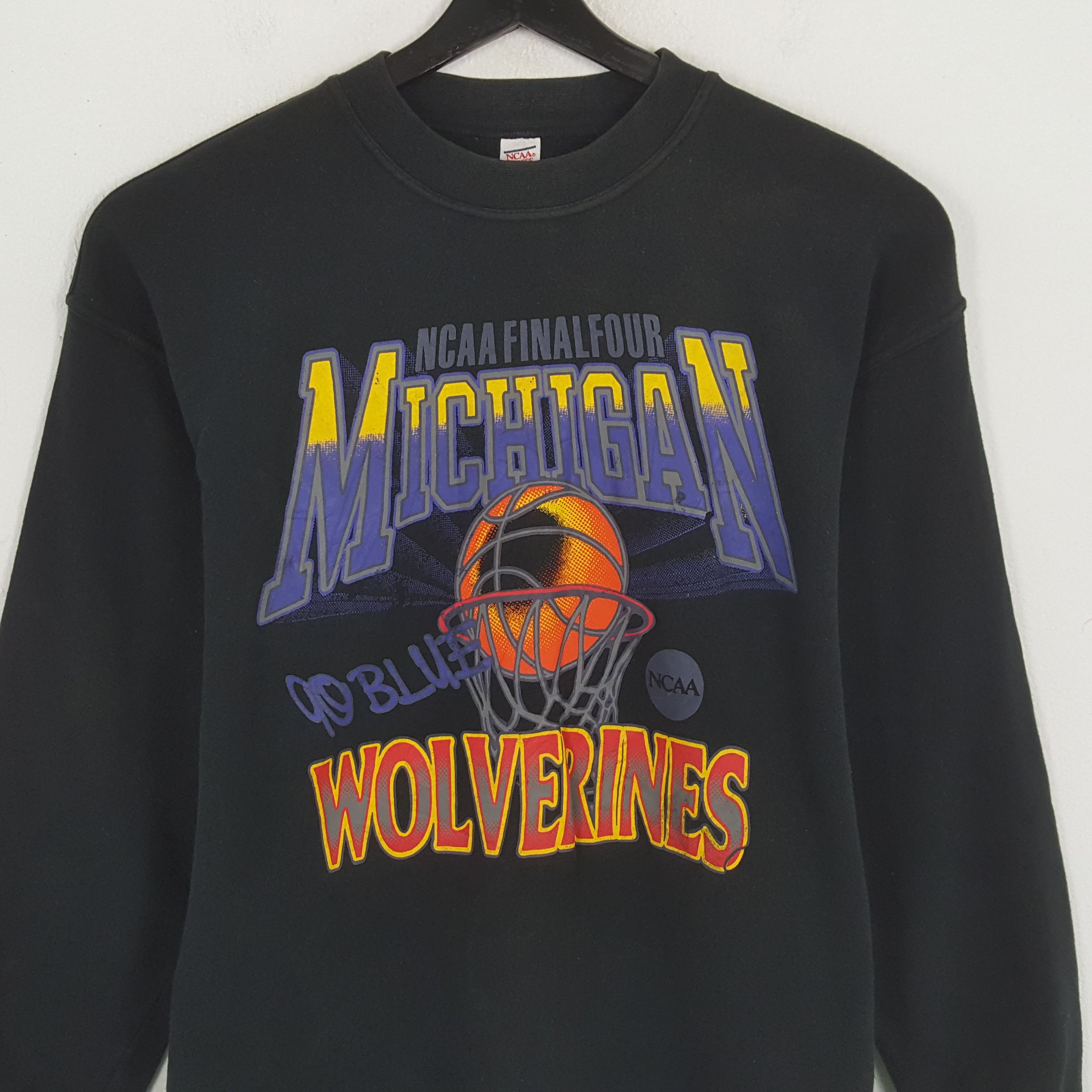 NBA MICHIGAN WOLVERINES NBA Basketball Vintage Sweatshirt Size US L / EU 52-54 / 3 - 2 Thumbnail