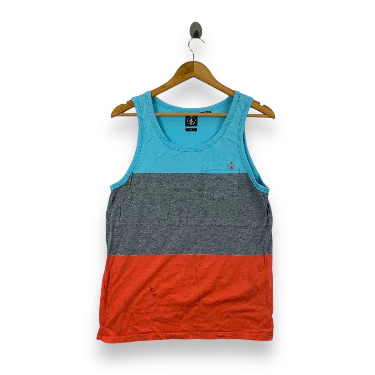 Volcom Vintage VOLCOM SKATEBOARD Embossed Logo Tank Size US S / EU 44-46 / 1 - 1 Thumbnail