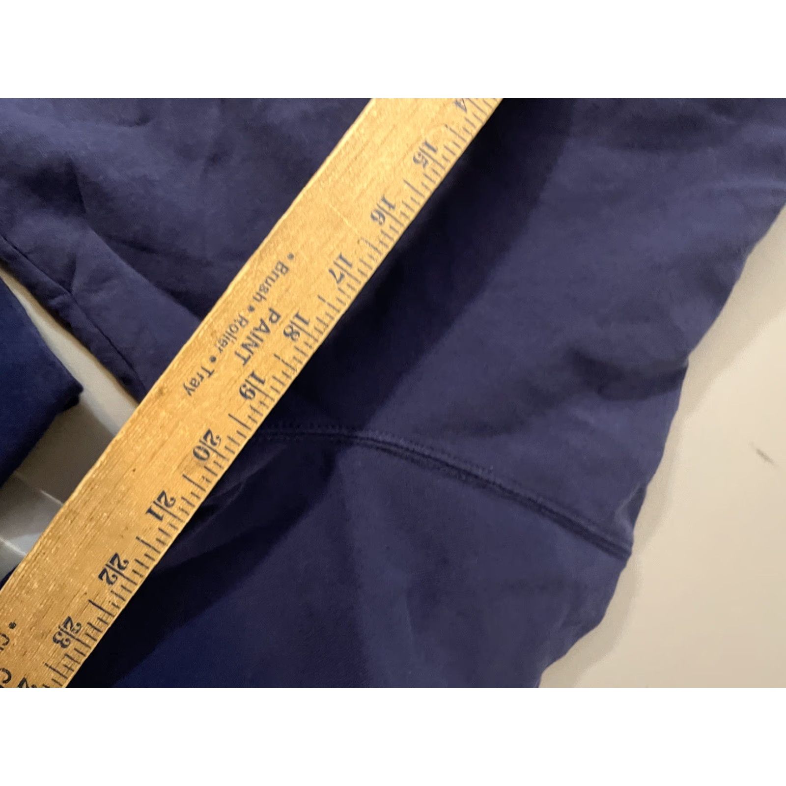 Lucky Brand VINTAGE Lucky Brand Pullover Hoodie Grunge Distressed Sz M Navy Blue Washed & Worn Grip Logo Nike? Size US M / EU 48-50 / 2 - 5 Thumbnail
