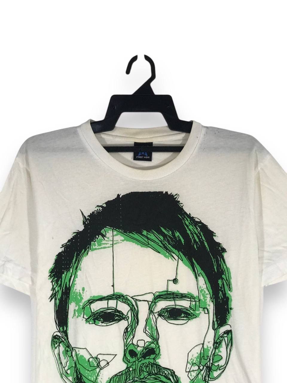Band Tees radiohead thom yorke Size US L / EU 52-54 / 3 - 2 Thumbnail