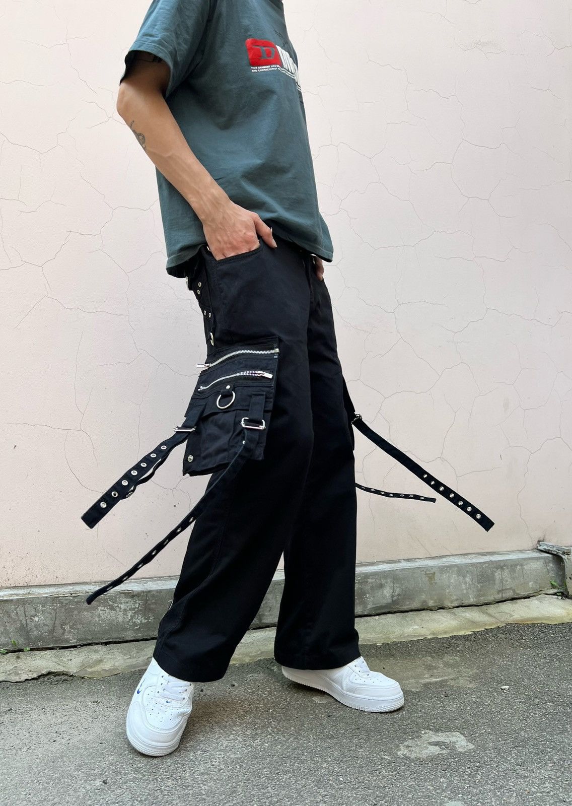 Japanese Brand Vintage Bondage Cargo Pant queen of darkness rock Size US 36 / EU 52 - 3 Thumbnail