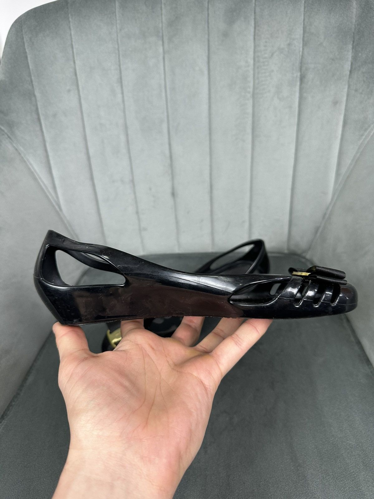 Salvatore Ferragamo Salvatore Ferragamo Jelly Ballet Flat With Vara Bow 7 size Size US 7 / IT 37 - 5 Thumbnail