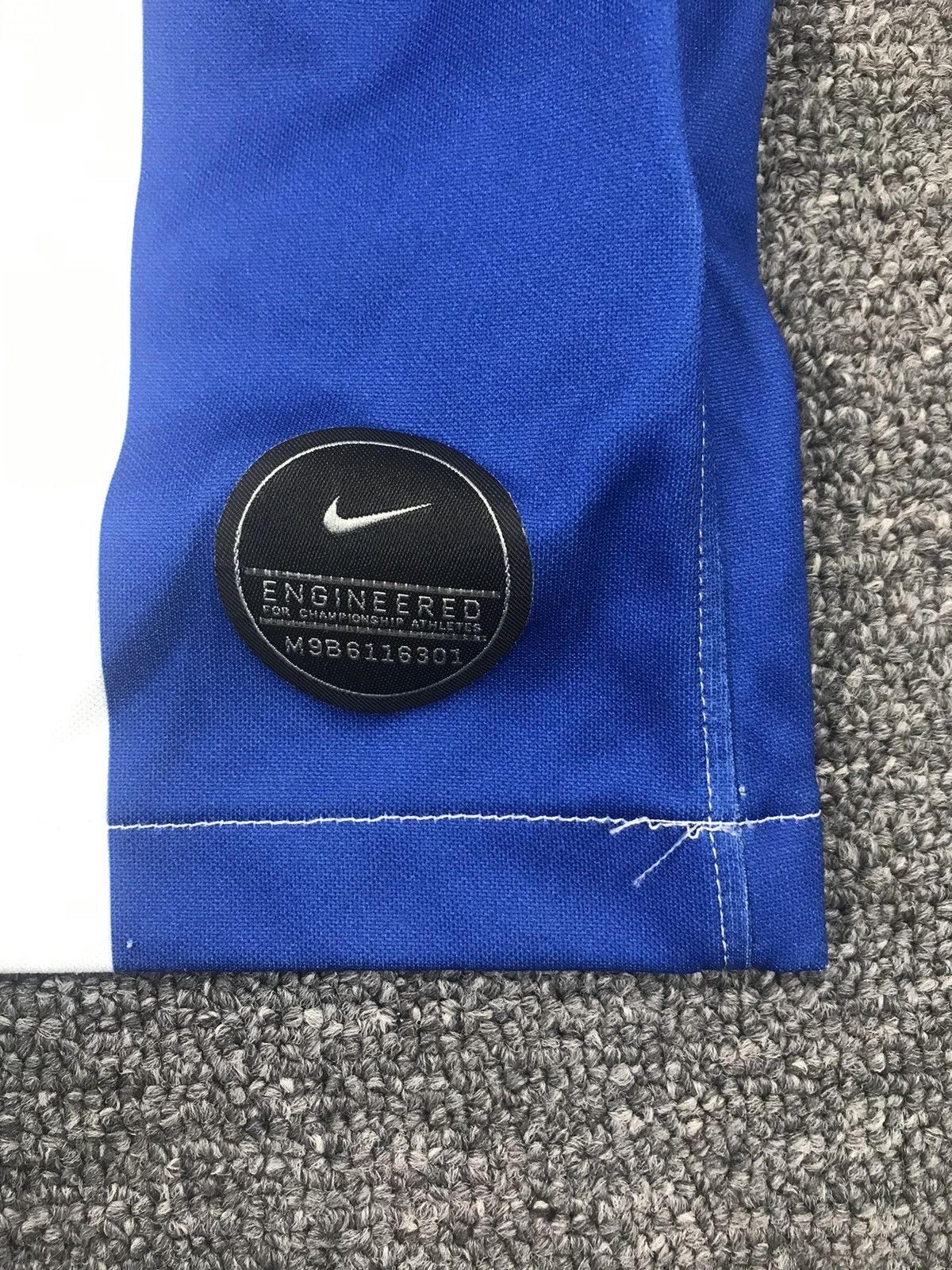 Nike Nike Hertha Berlin FC Home Football 19/20 DODI LUKEBAKIO #28 Size US S / EU 44-46 / 1 - 9 Thumbnail