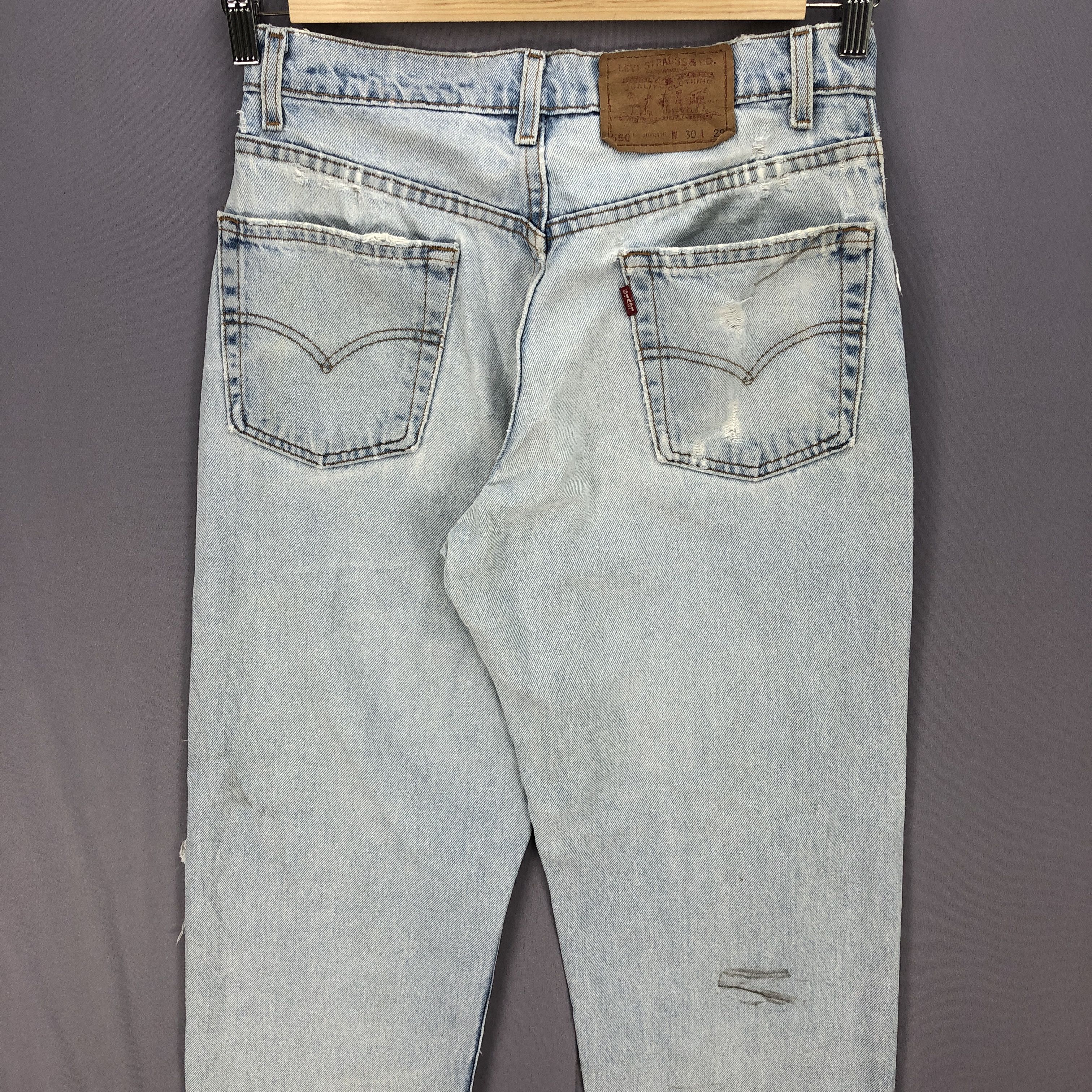 Levi's Vintage Levis 550 Jeans Levi's Ripped Light Wash Denim Size 28" / US 6 / IT 42 - 4 Thumbnail