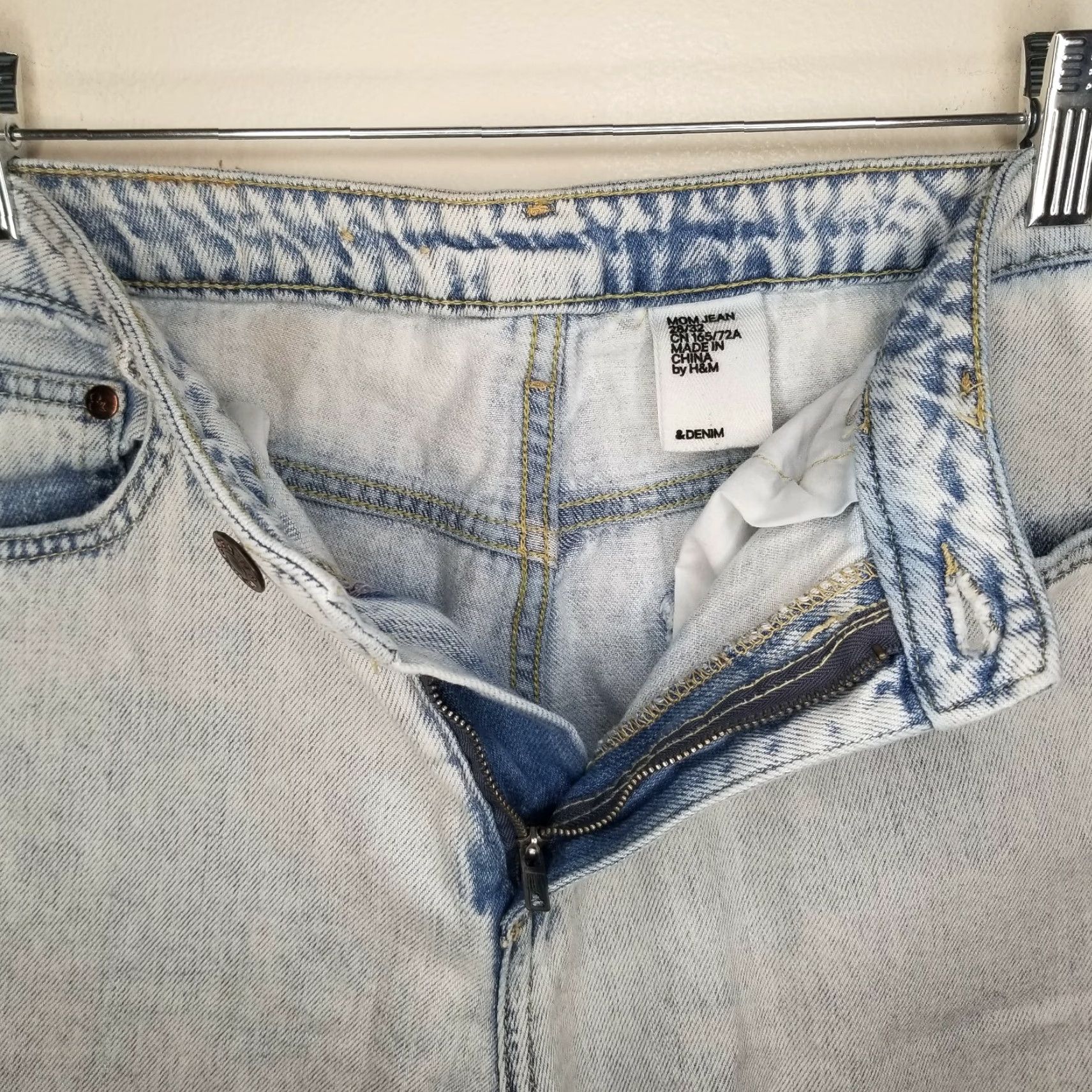 H&M VINTAGE? Wait: H&M & Denim Womens Acid Wash Mom Blue Jeans 28/32 Jeans Women Blue Acid Wash Mom 28/32 Size 28" / US 6 / IT 42 - 3 Thumbnail