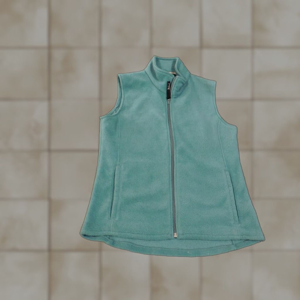 Vintage Woolrich Vest Womens Small Green Zip Fleece Vintage Outdoors Hiking Retro Shirt Womens Size S / US 4 / IT 40 - 1 Thumbnail