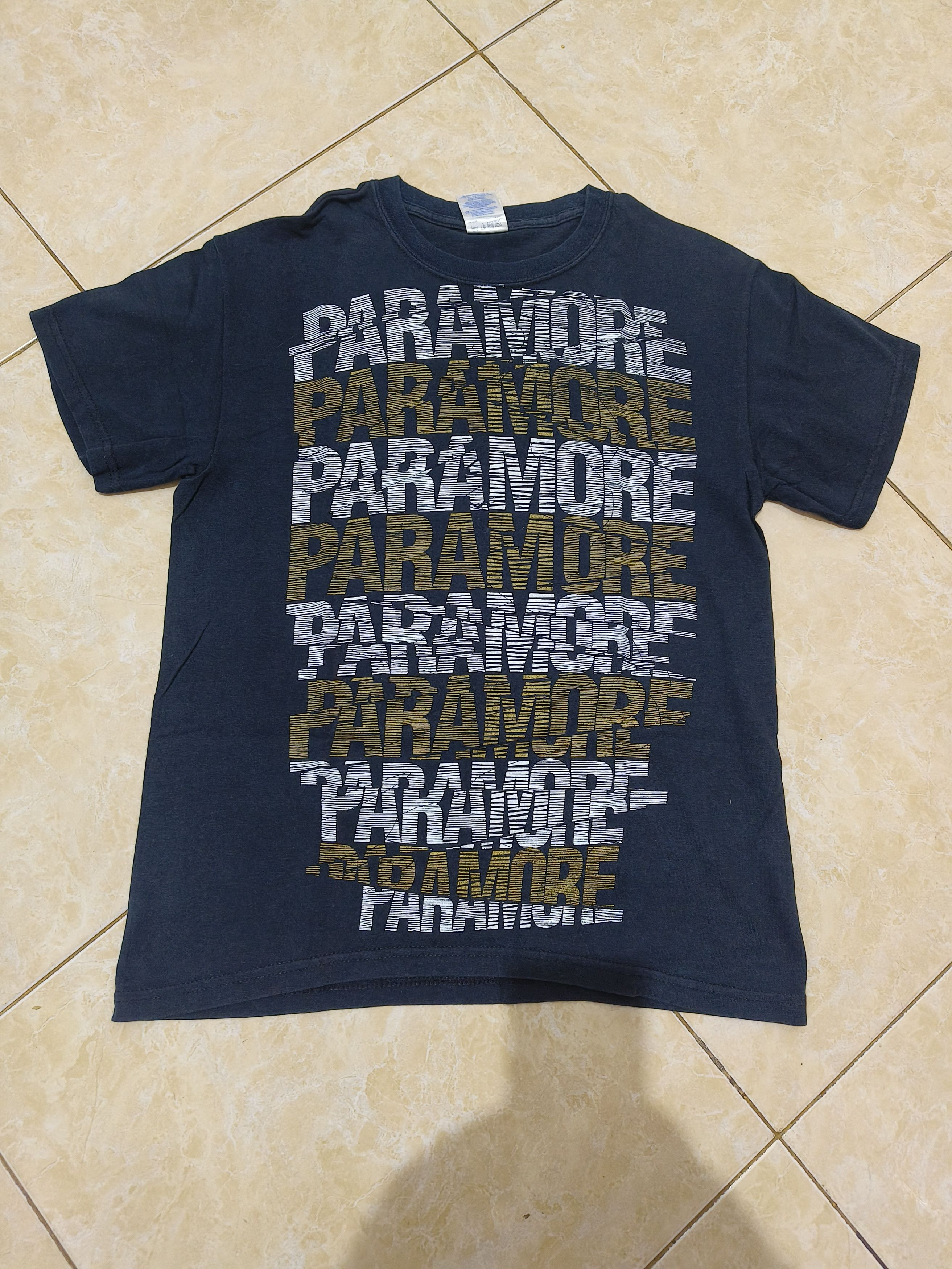 Gildan Paramore t panic at the disco fall out boy Size US S / EU 44-46 / 1 - 1 Thumbnail