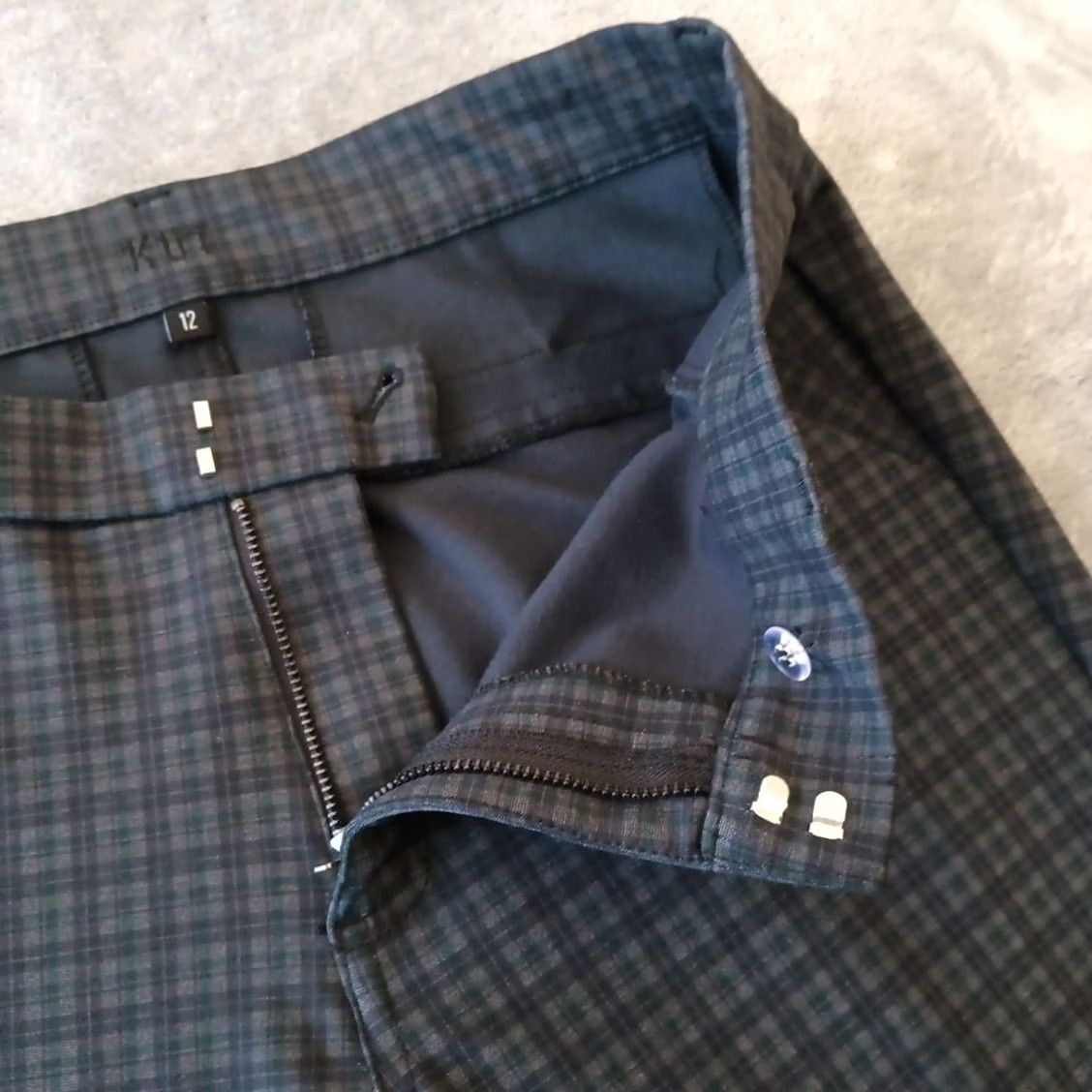 Vintage KUT from the Kloth Pants Ankle Womens Size 12 Gray Plaid Skinny 32x30.5 Size 34" / US 12 / IT 48 - 5 Thumbnail