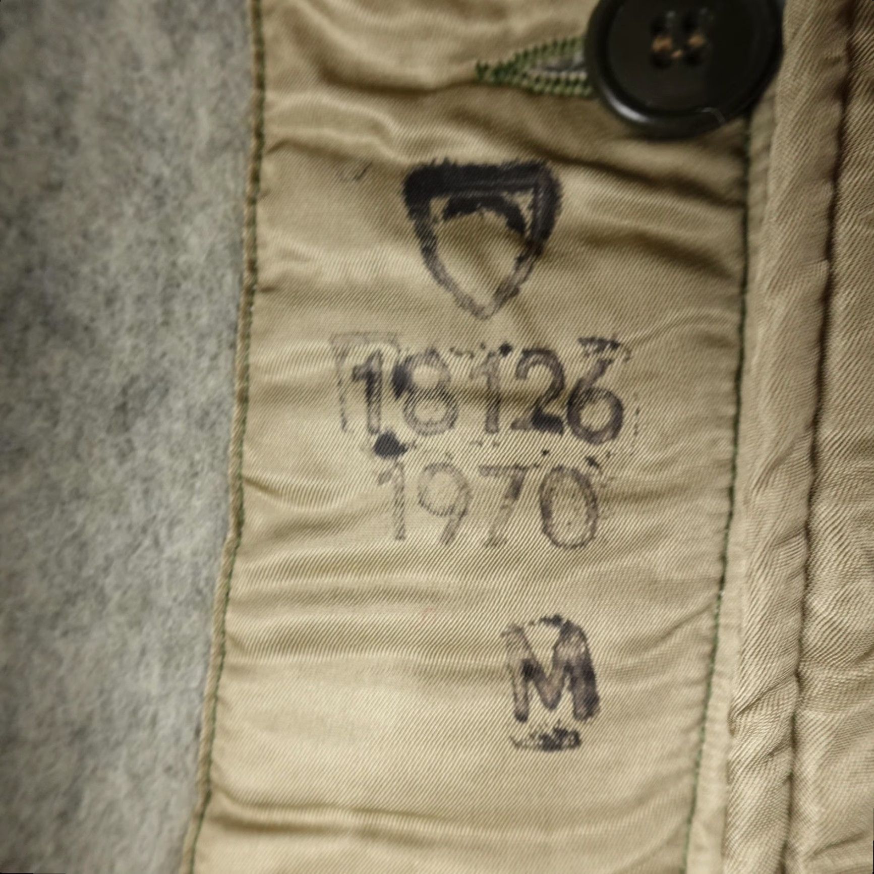 Vintage VINTAGE Army Jacket Mens M Green Wool Lined Trench Coat Overcoat Military Parka 70s Size US M / EU 48-50 / 2 - 6 Thumbnail