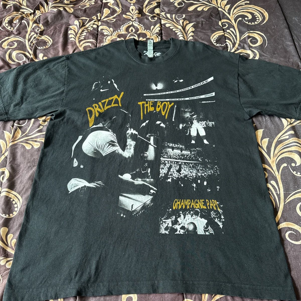 Los Angeles Apparel ItsByNate Drake For All The Dogs Oversized Screenprint Tee Size US L / EU 52-54 / 3 - 1 Thumbnail