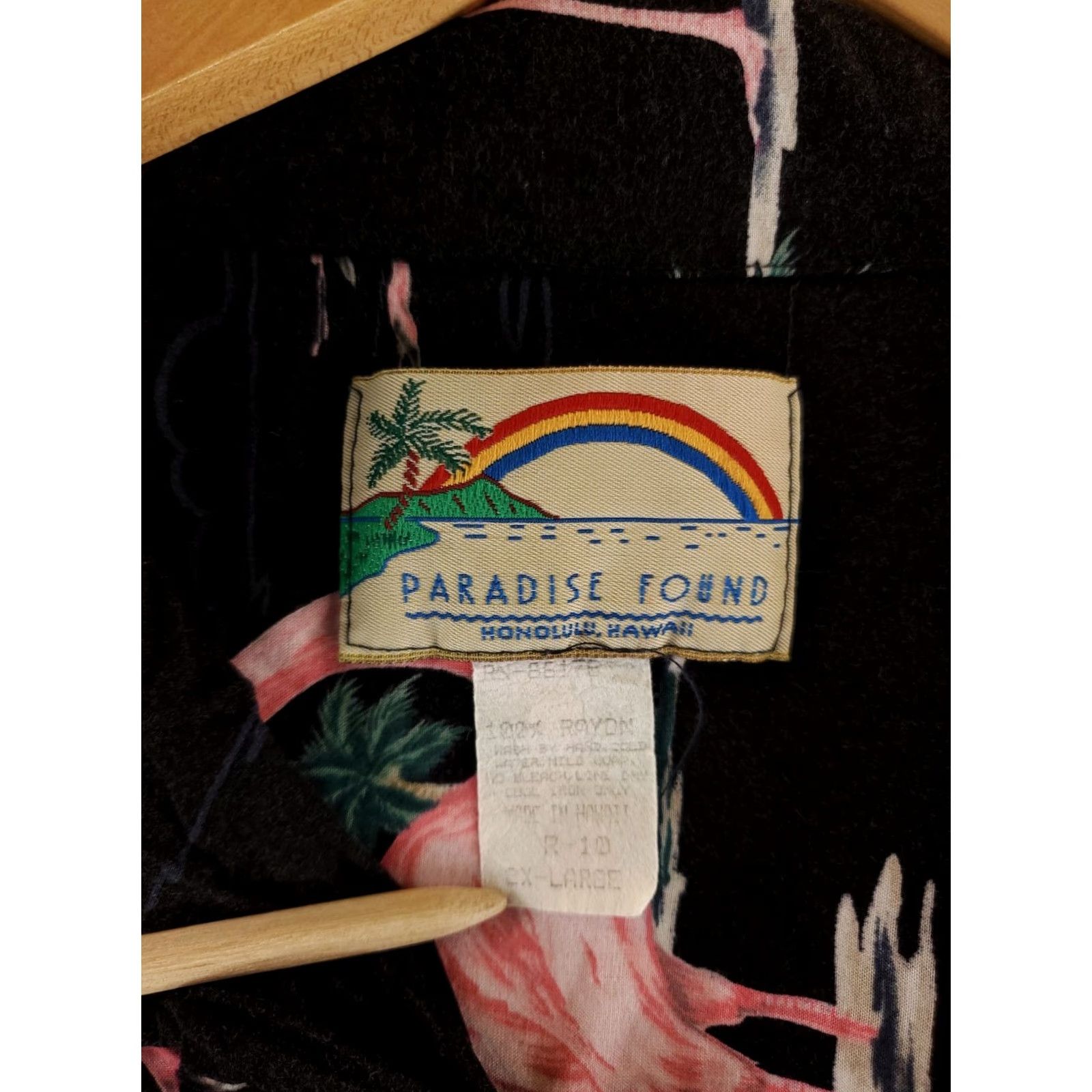 Paradise Found Paradise Found Button Up Hawaiian Shirt Short Sleeve Flamingo Black Mens XXL Size US XXL / EU 58 / 5 - 4 Thumbnail