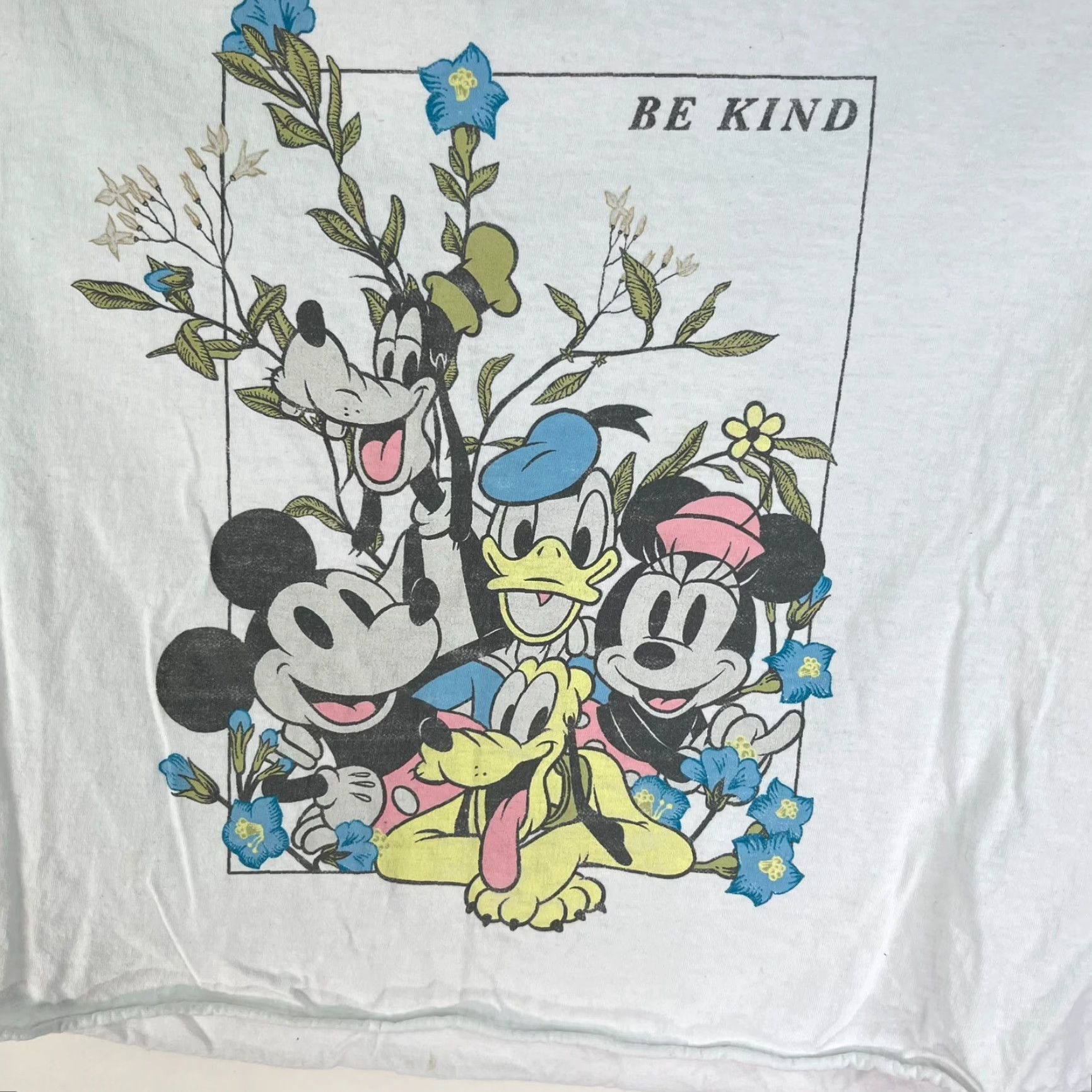 Disney Be Kind Disney Crop Top Womens Size XL White Graphic Tee Size XL / US 12-14 / IT 48-50 - 2 Thumbnail