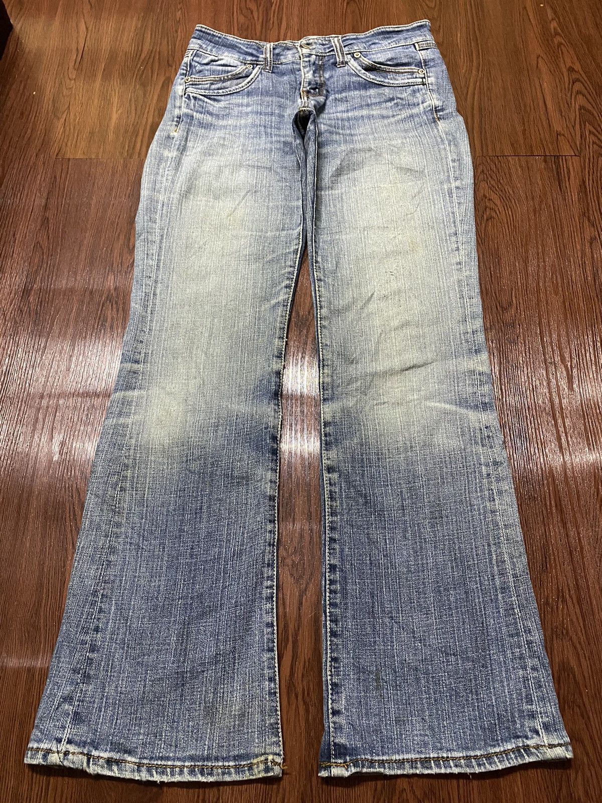 Japanese Brand Vintage Japanese Brands Blue Wash Distressed Flare Jeans Size US 29 - 1 Thumbnail