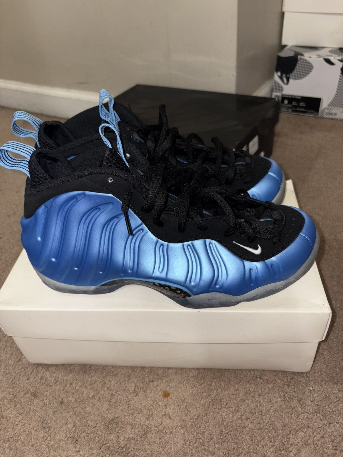 Nike Nike Air Foamposite One ‘University Blue’ Size US 9 / EU 42 - 2 Thumbnail