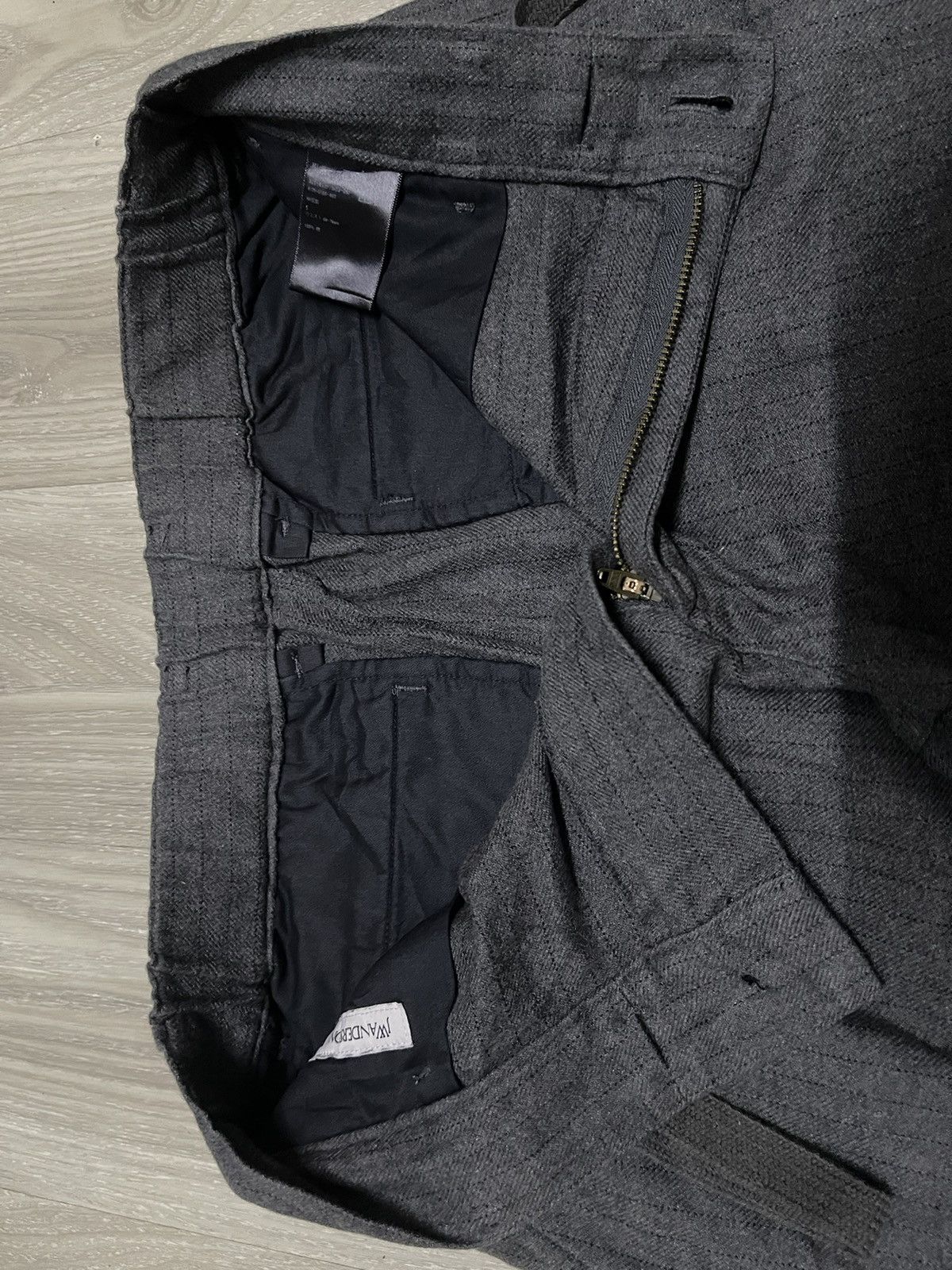 JW Anderson × Uniqlo Uniqlo x JW Anderson Tapared Pants Size US 30 / EU 46 - 4 Thumbnail