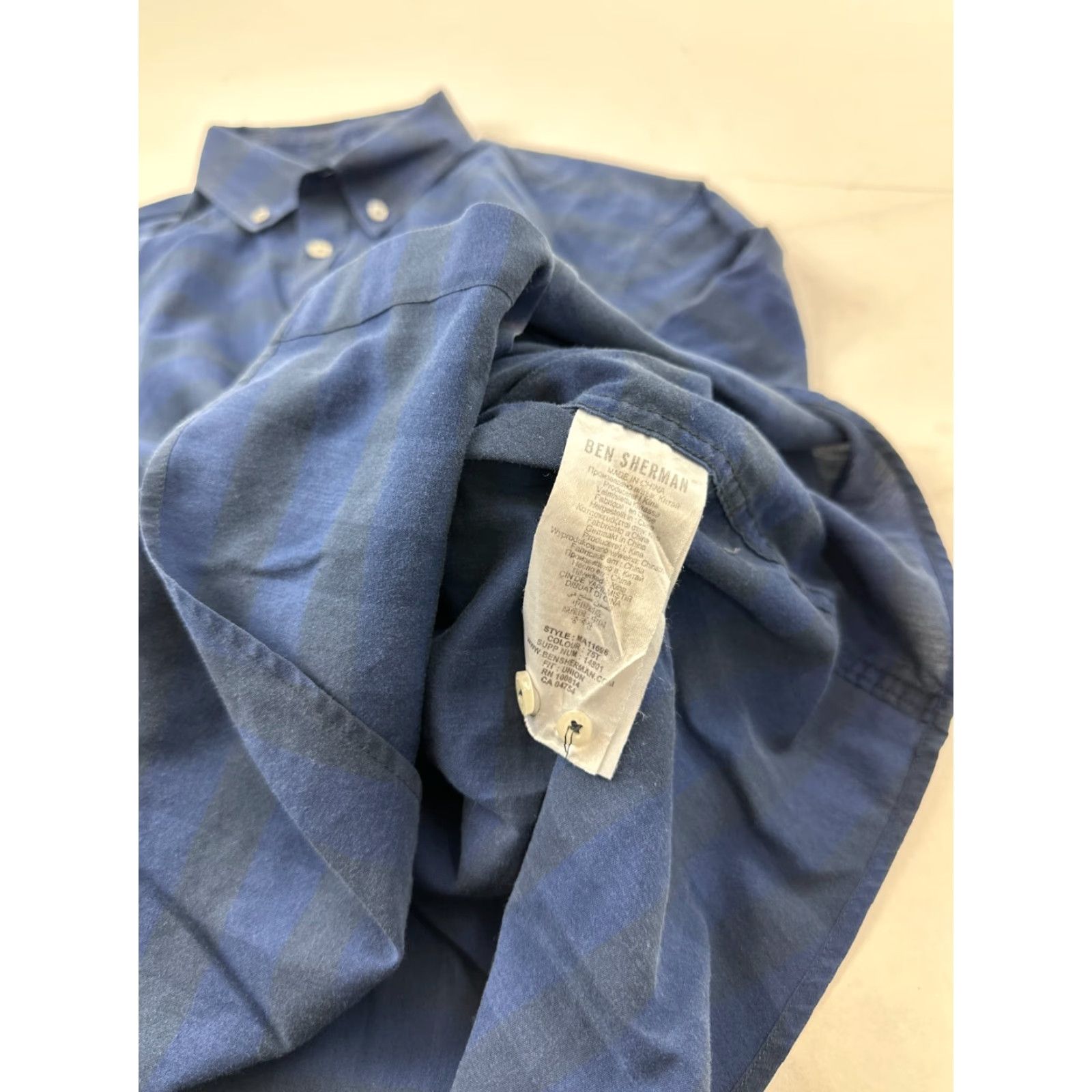 Ben Sherman Ben Sherman Shirt Men Medium Blue Plaid Button-Down Chest Pocket Casual Vintage? No — (no vintage) Regular Fit Size US M / EU 48-50 / 2 - 6 Thumbnail