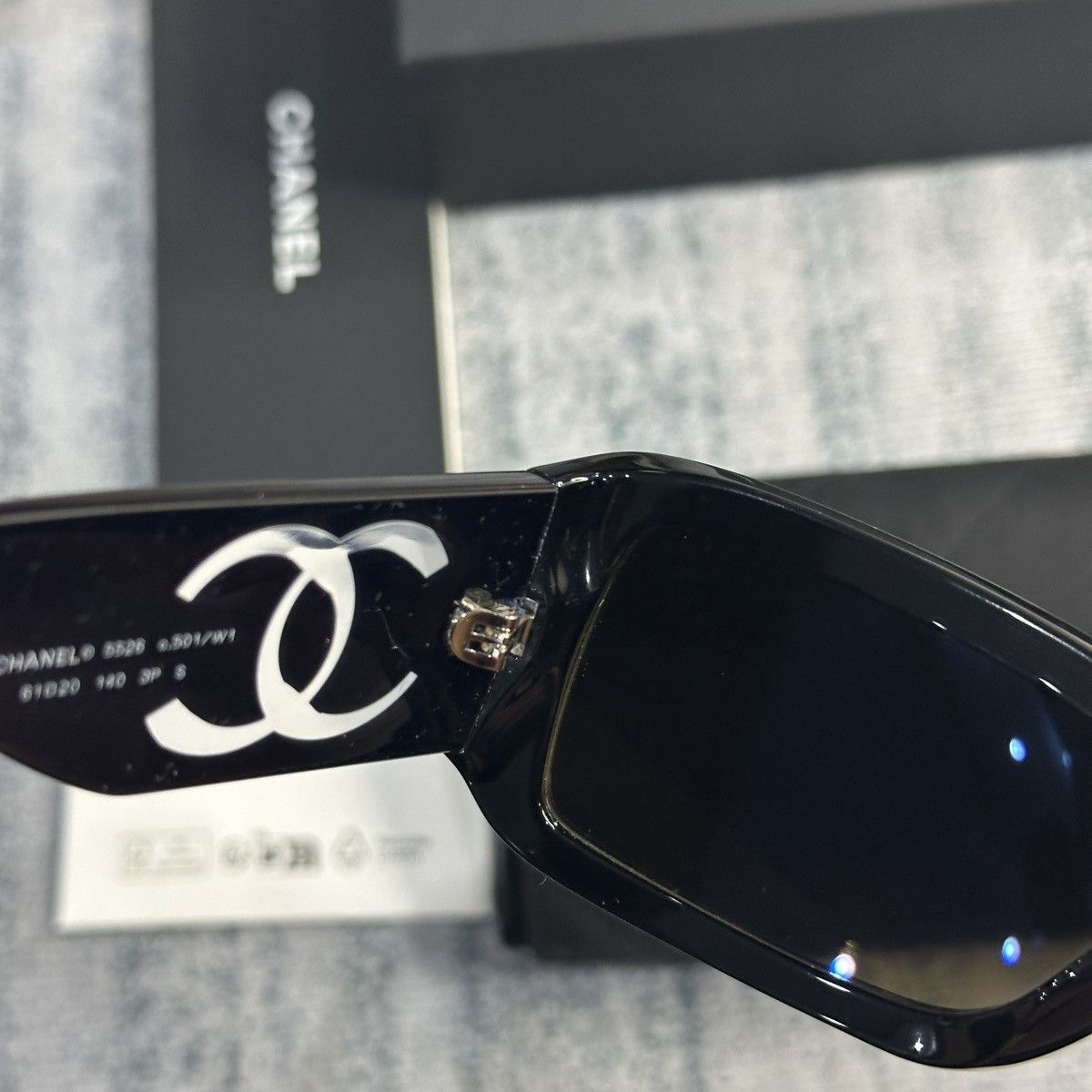 Chanel CHANEL 0CH5526 C501W1 SUNGLASSES Size ONE SIZE - 8 Thumbnail