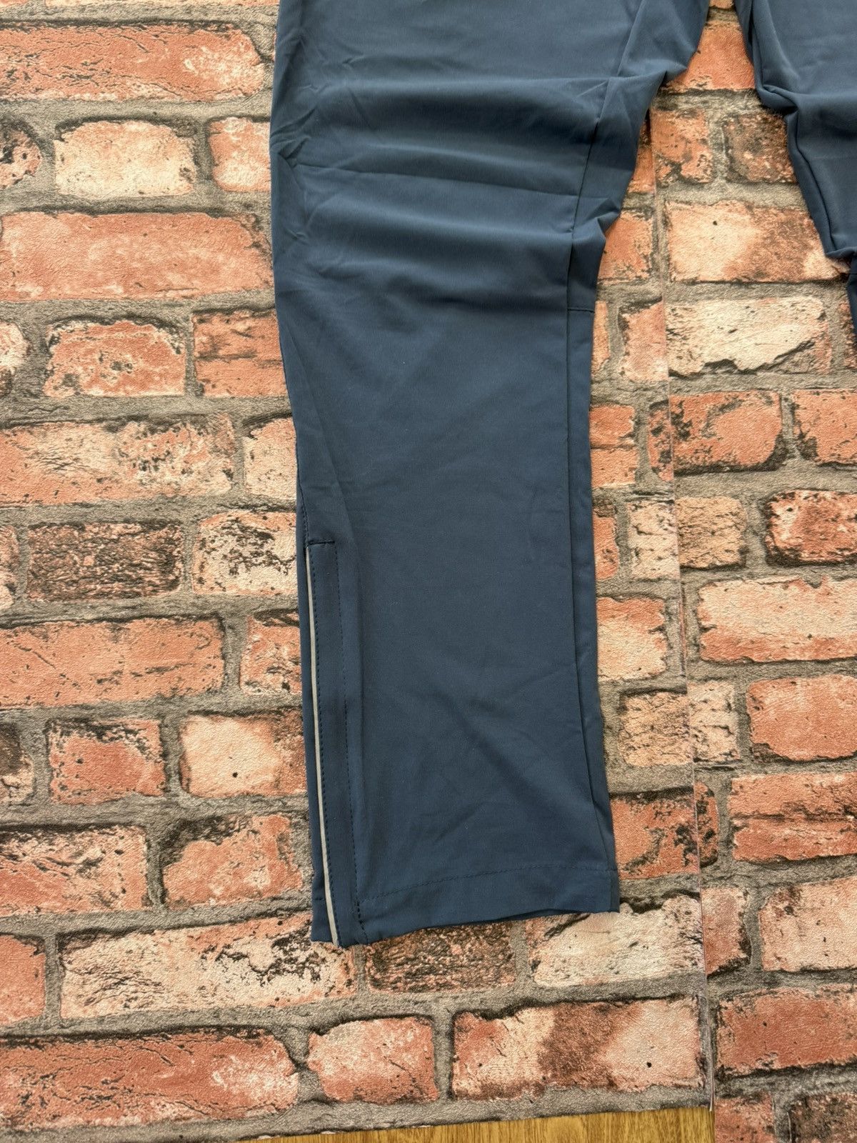 New Balance 90’s NEW BALANCE RARE ZIP LOGO Y2K RETRO NYLON TRACK PANTS Size US 32 / EU 48 - 5 Thumbnail