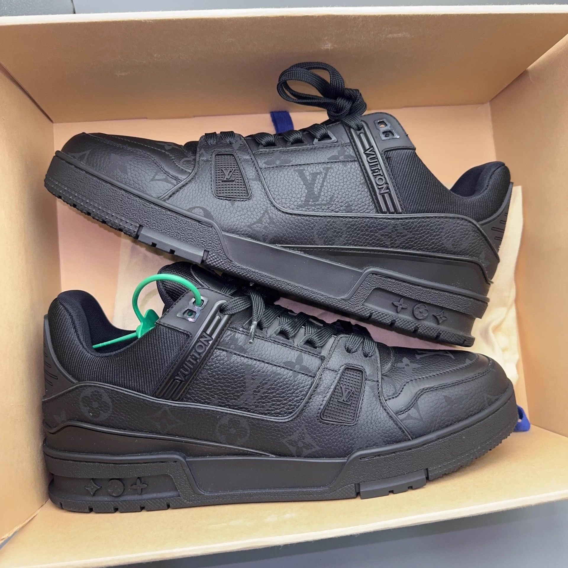Louis Vuitton LOUIS VUITTON Trainer Black 43 Size US 10 / EU 43 - 5 Thumbnail
