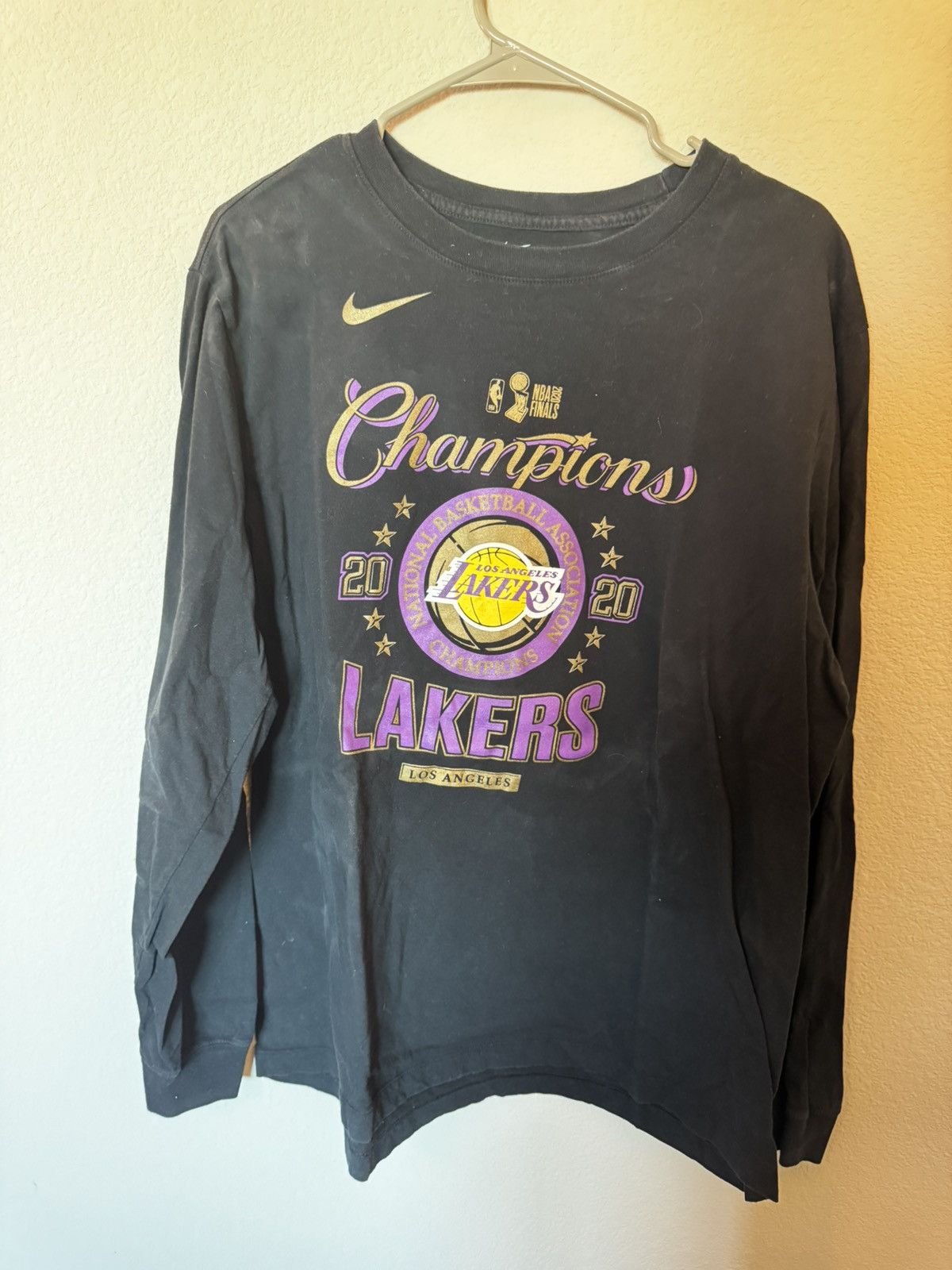 Nike Nike Lakers 2020 Championship Long Sleeve Size US XL / EU 56 / 4 - 2 Thumbnail