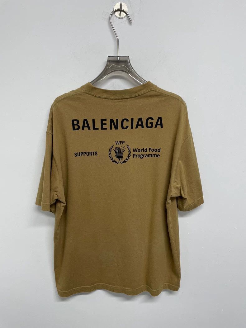 Balenciaga Balenciaga WFP printed Logo round neck pullover short slee Size US XL / EU 56 / 4 - 2 Thumbnail