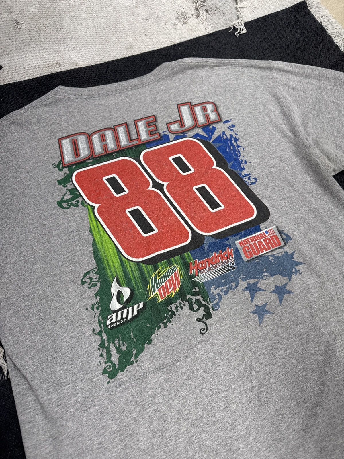 Vintage Dale Jr 88 Nascar Vintage Y2K T-Shirt Size US XXL / EU 58 / 5 - 4 Thumbnail