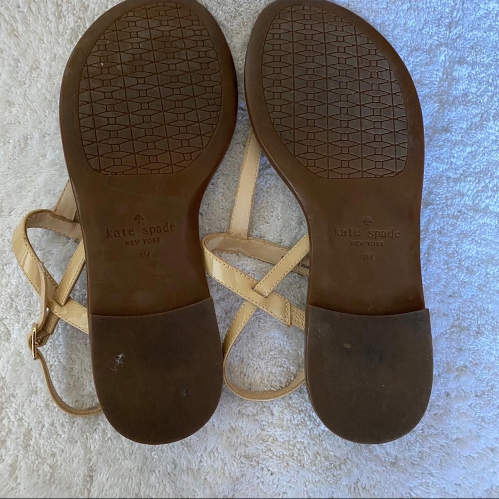 Other Kate Spade Tan Patent Leather Sandal Size US 9 / IT 39 - 5 Thumbnail