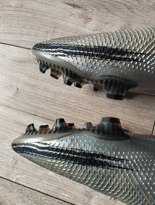 Nike Nike Phantom GT Elite SE FG size 41 football soccer boots Size US 8 / EU 41 - 12 Thumbnail